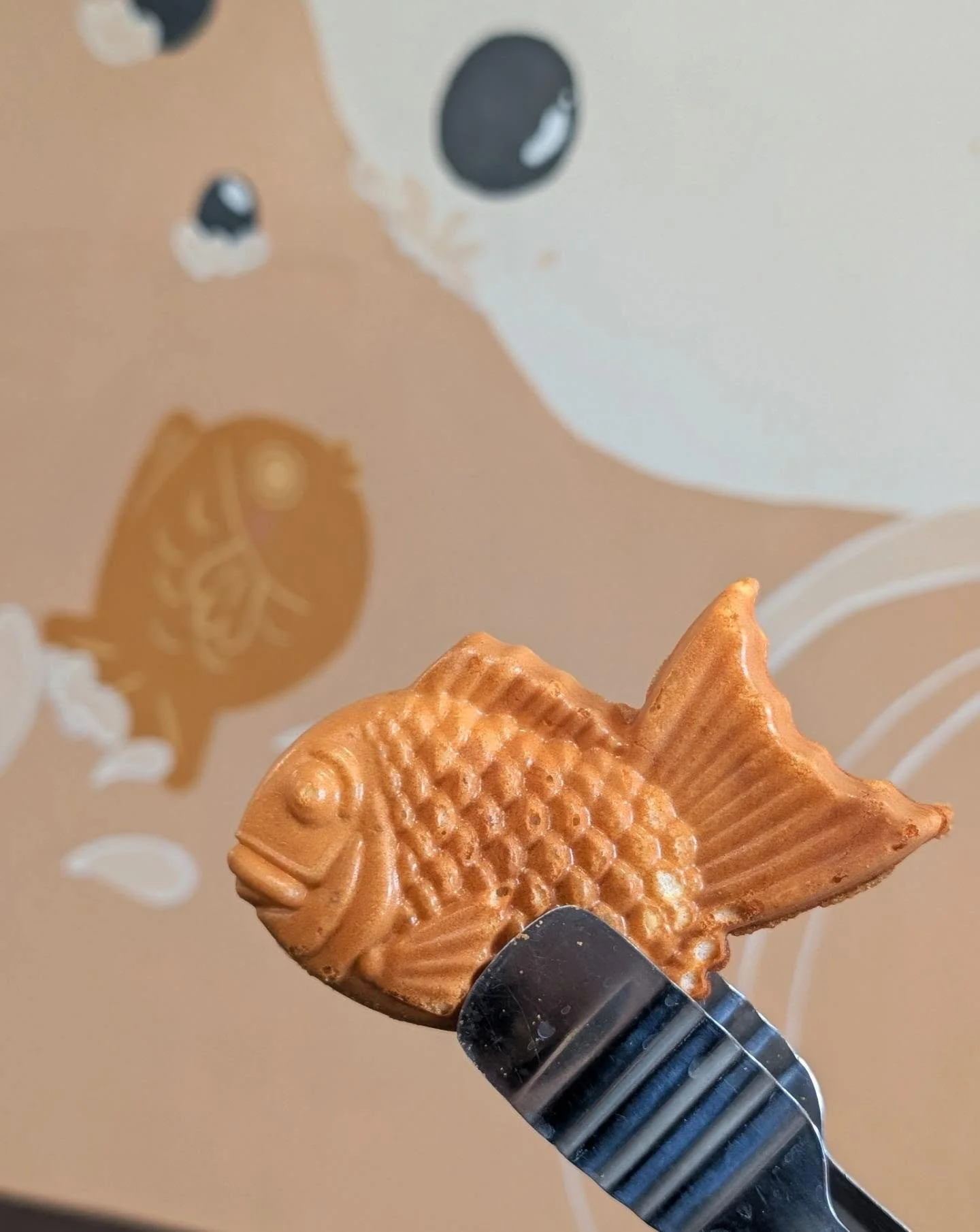 Guess what just swam in! 🧇
Our taiyaki machine is back in business and we have taiyaki again! 

If you've never tried one they're fish shaped waffles that we fill with either Nutella or Custard! 

Only available at our Portland Location! 

📍Cha&sup