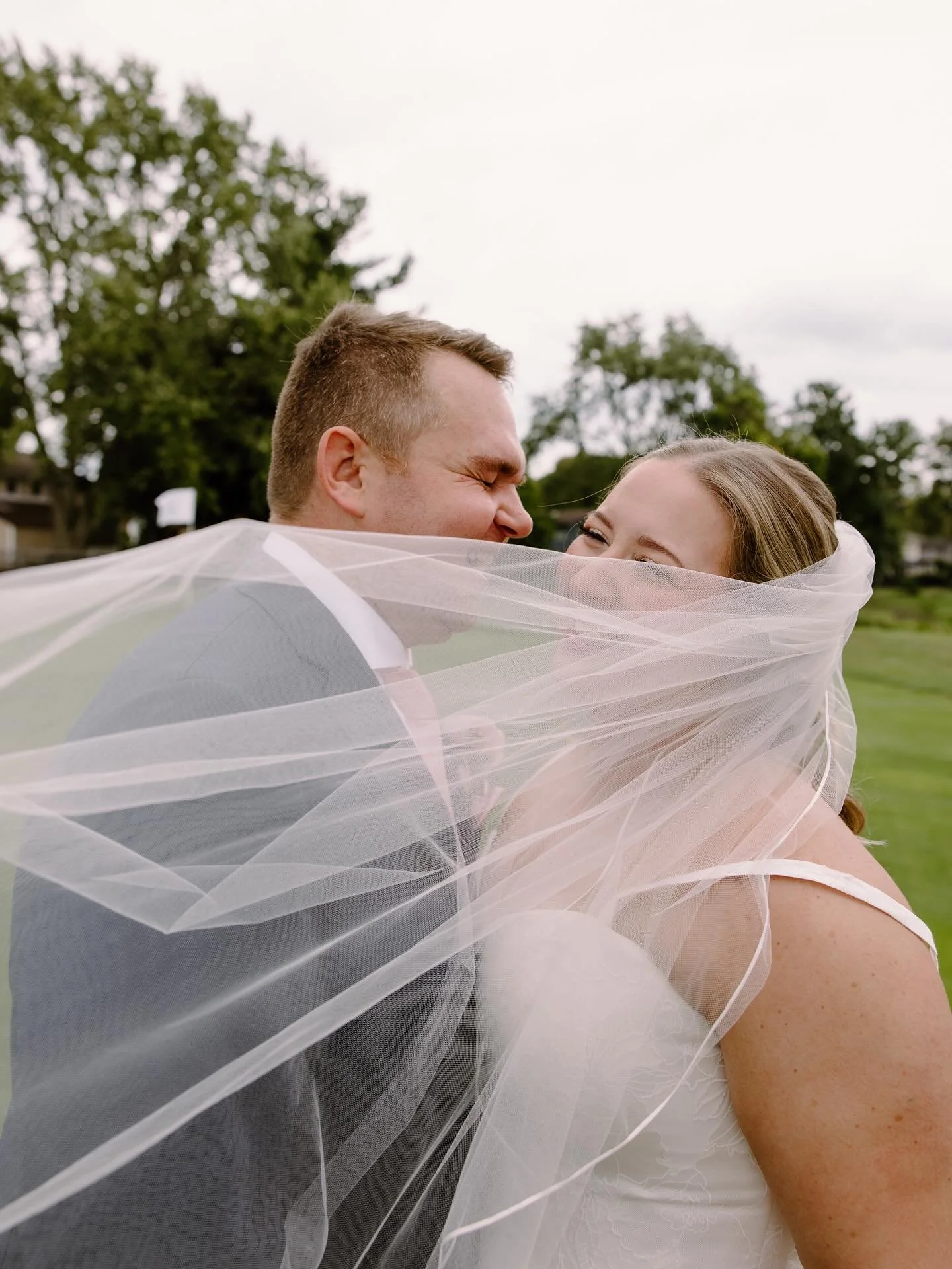 Mr. &amp; Mrs. Walts! ✨

Looking back at Mark &amp; Sarah&rsquo;s beautiful August wedding! It was the perfect mix of relaxed, joyful, and sentimental. From a custom monogrammed golf flag to napkins featuring their pups, every detail was filled with 