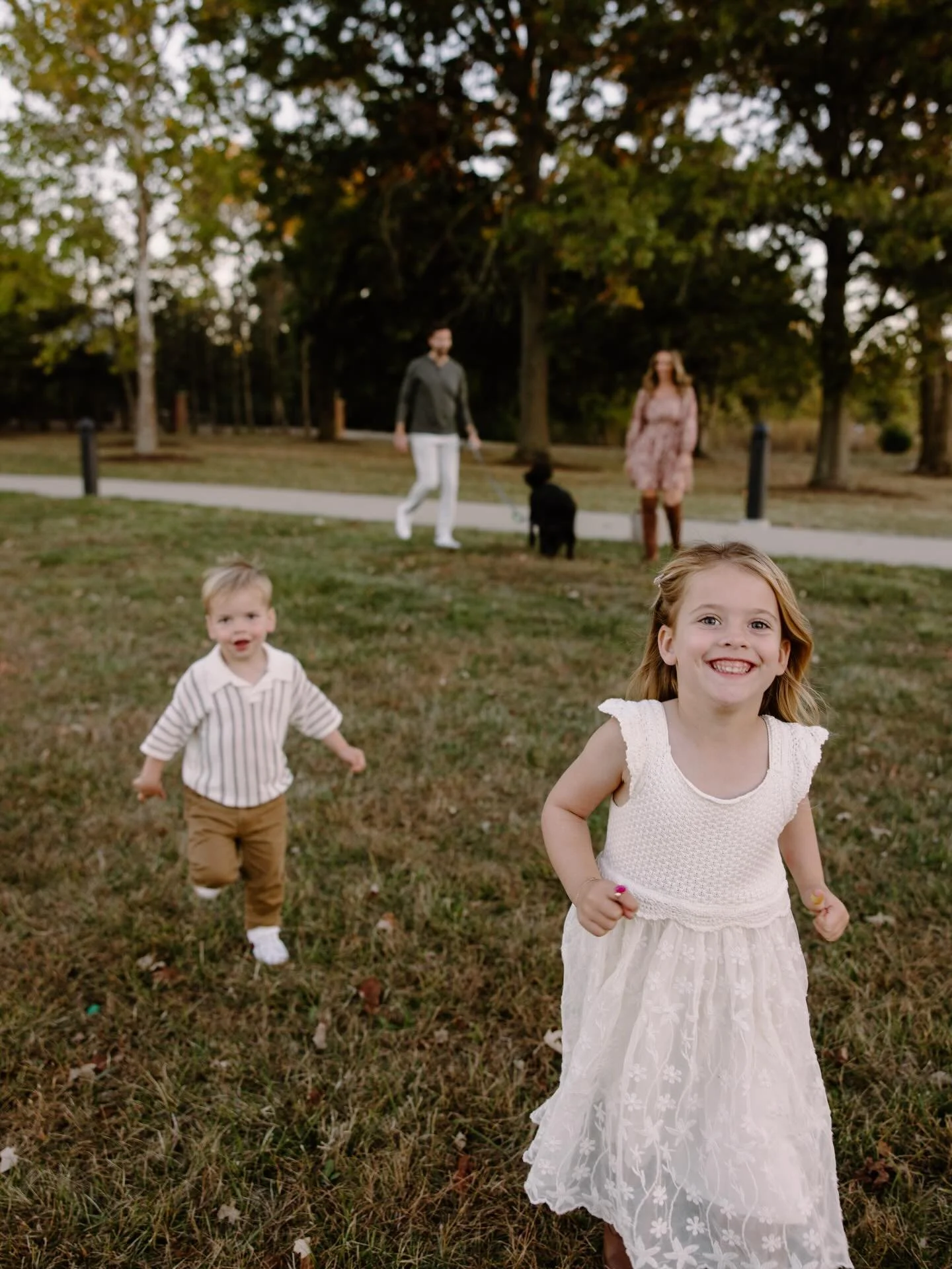 Finally getting around to sharing this family session from last fall 🍂

The Thompsons are the kind of family that makes my job so easy! They&rsquo;re fun, laid-back, and have the most well-behaved kids ever. 

I started taking on more family session