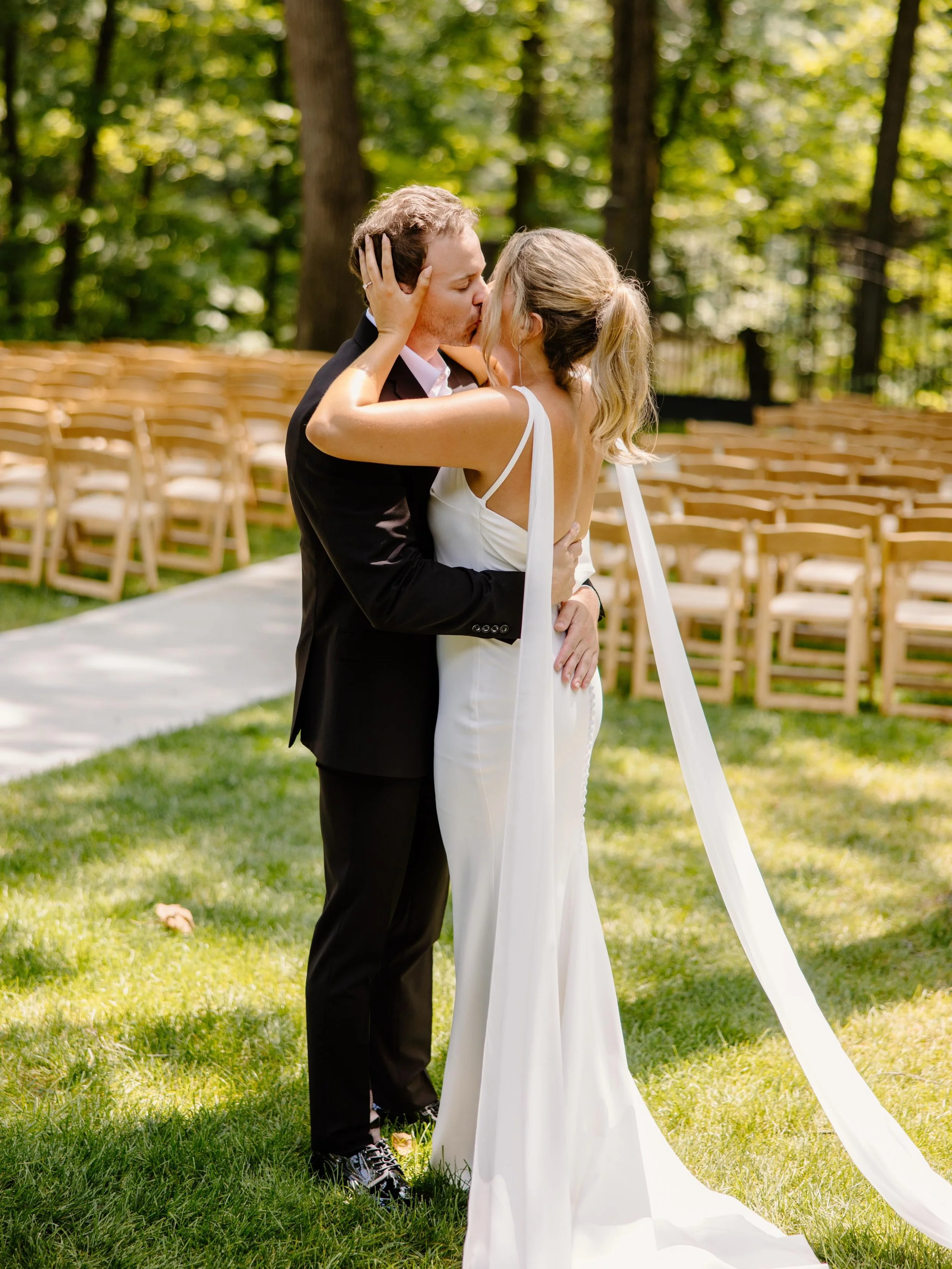 If you&rsquo;re on the fence about doing a first look&hellip;this is your sign to do it 🤍

A few reasons why couples never regret it:

1. If you&rsquo;re feeling nervous the morning of your wedding, those nerves almost always disappear the second yo