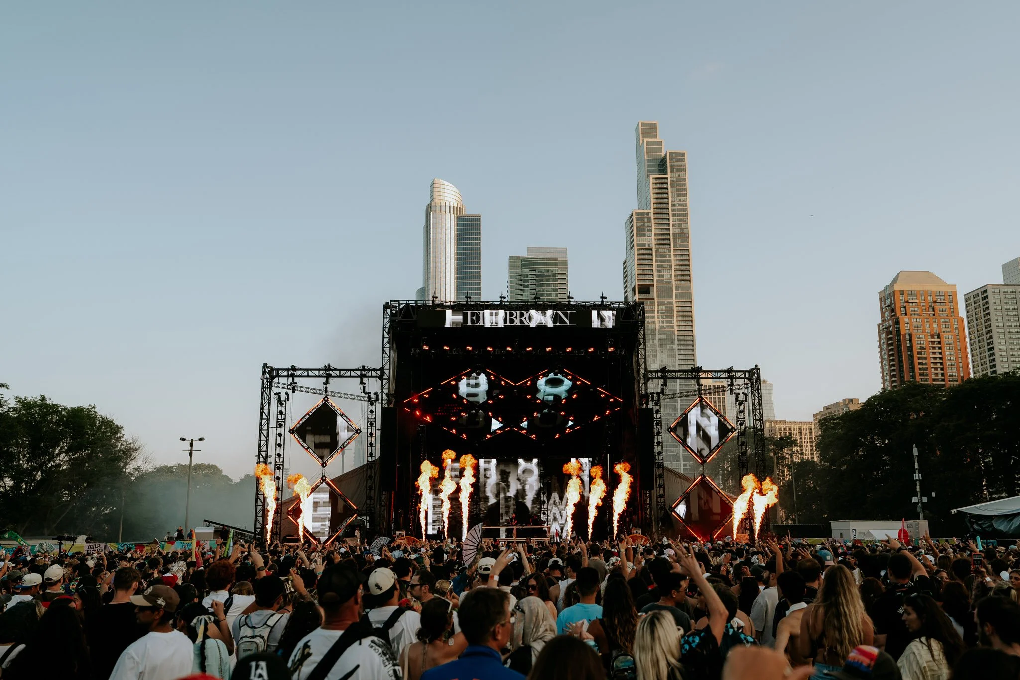 EliBrown_Lollapalooza2026_Perry's_ragin__gagin-11.jpg