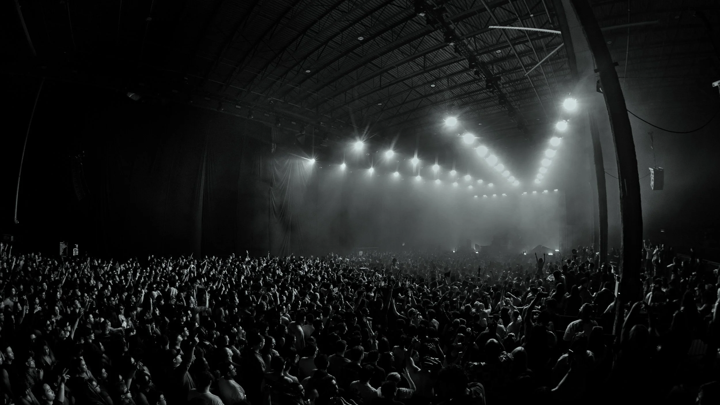 SevenLions_BrooklynStorehouse2026_ragin__gagin_16x9_-2.JPG