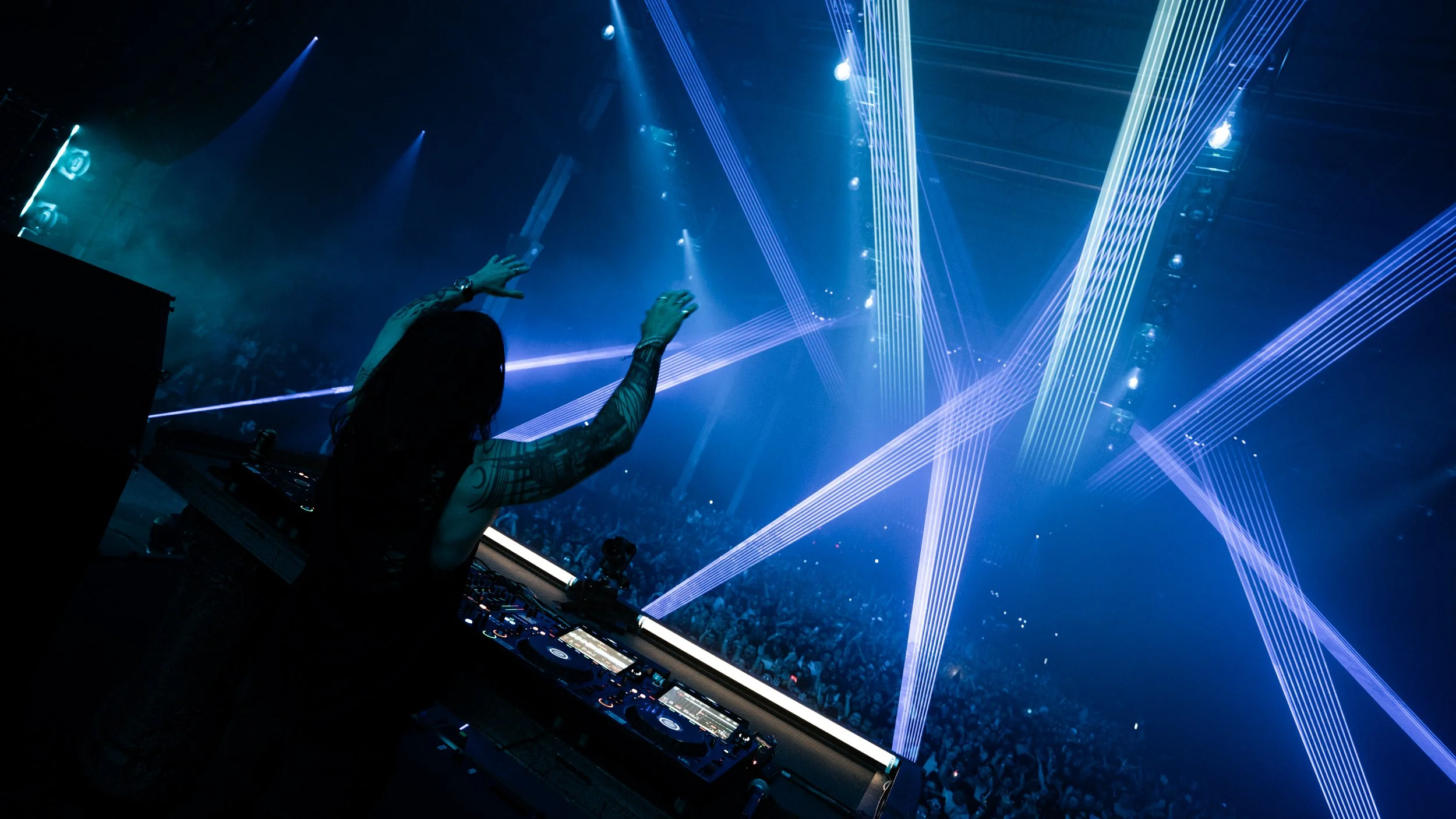 SevenLions_BrooklynStorehouse2026_ragin__gagin_16x9_-6.JPG