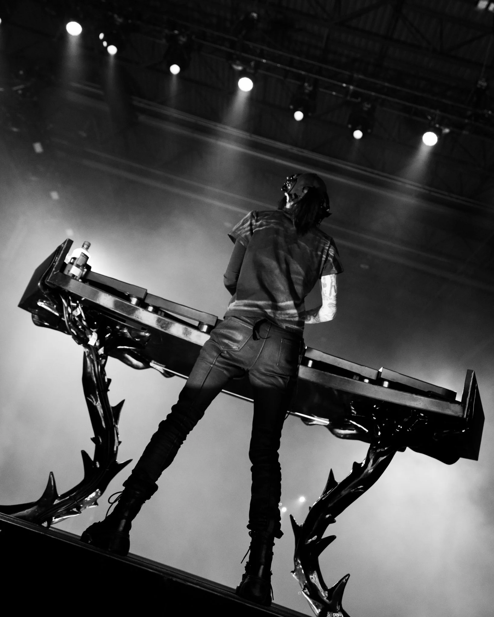 REZZ_BrooklynStorehouse_4x5_ragin__gagin-16 2.JPG