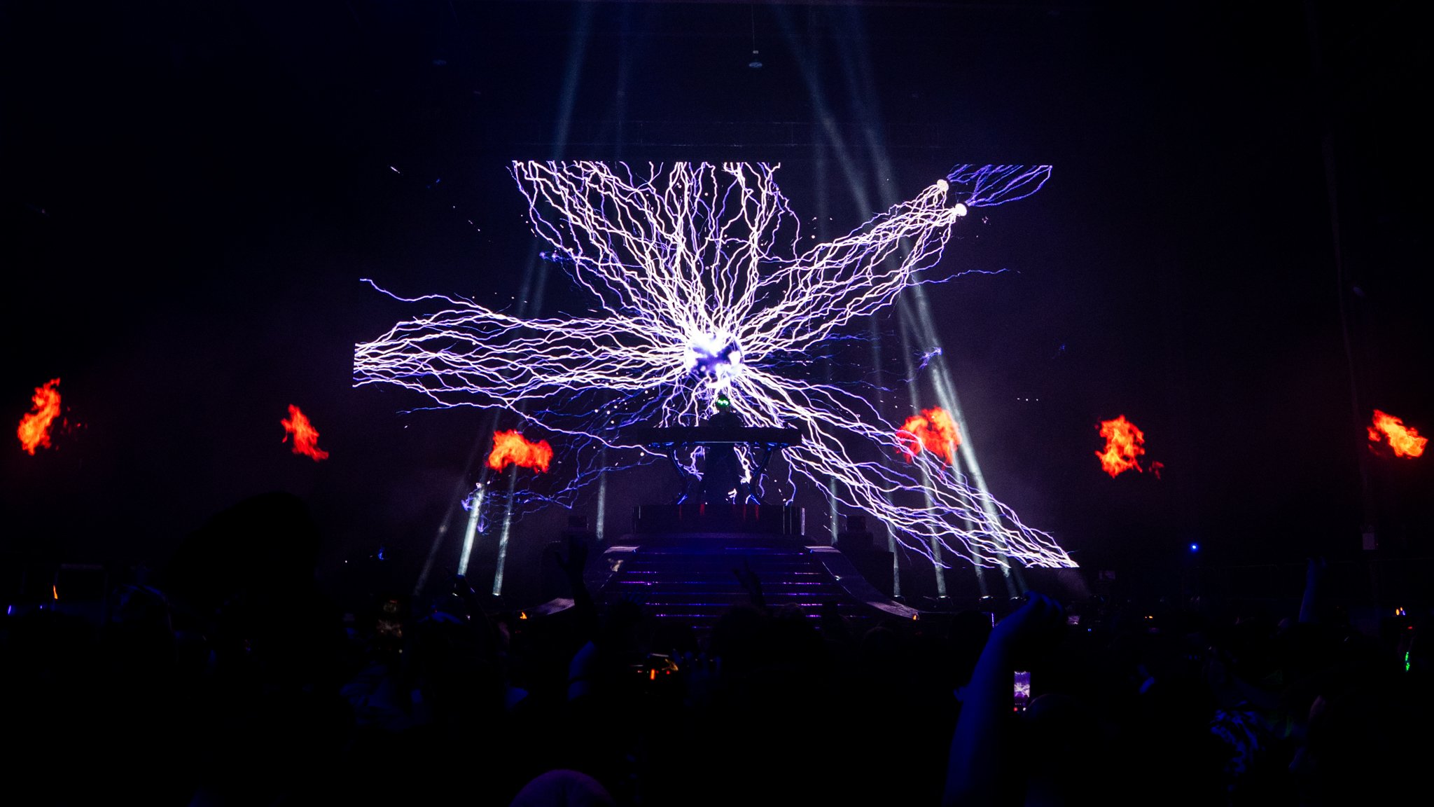 REZZ_BrooklynStorehouse_4x5_ragin__gagin-13.JPG