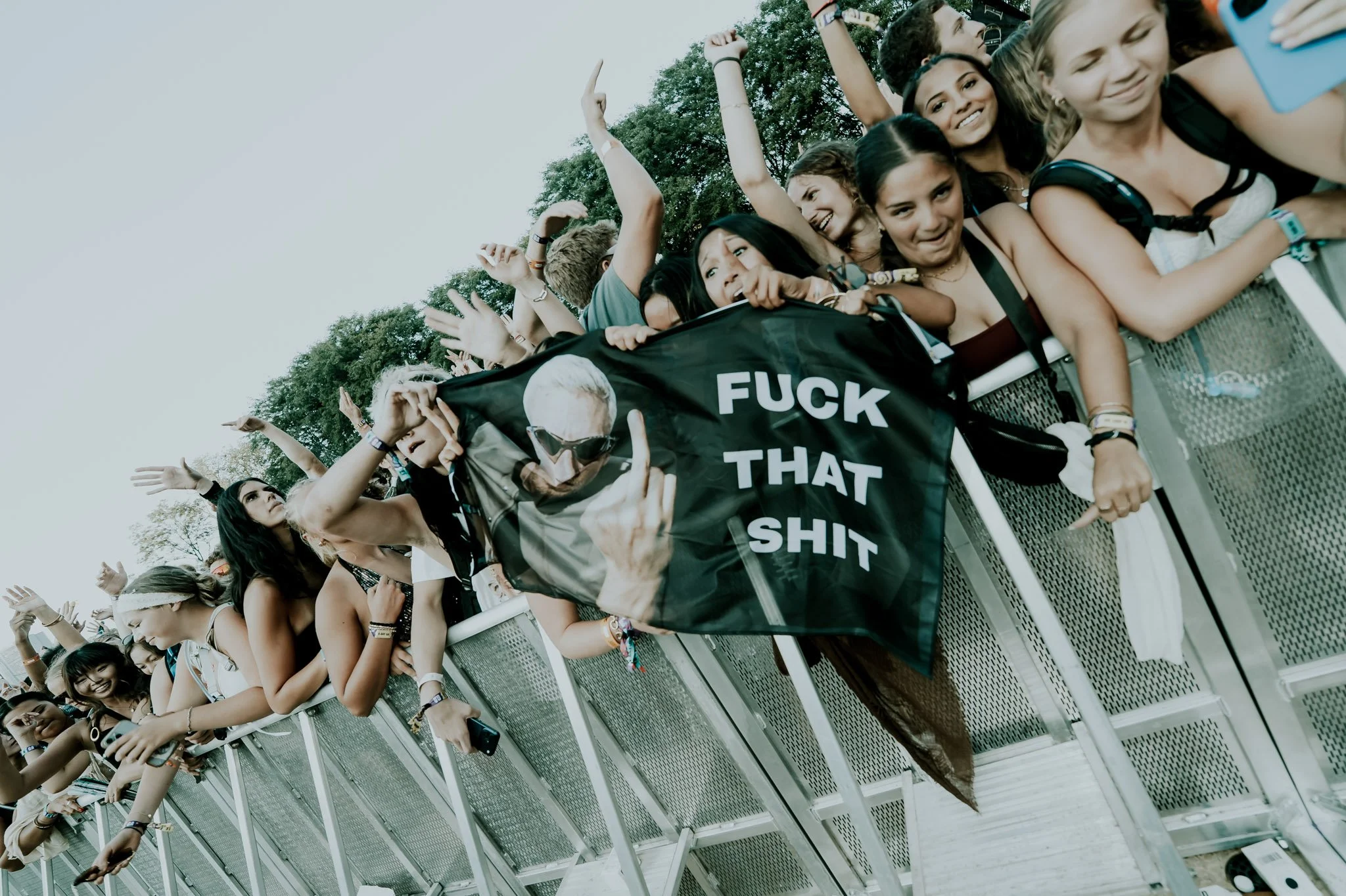 EliBrown_Lollapalooza2026_Perry's_ragin__gagin-33.jpg