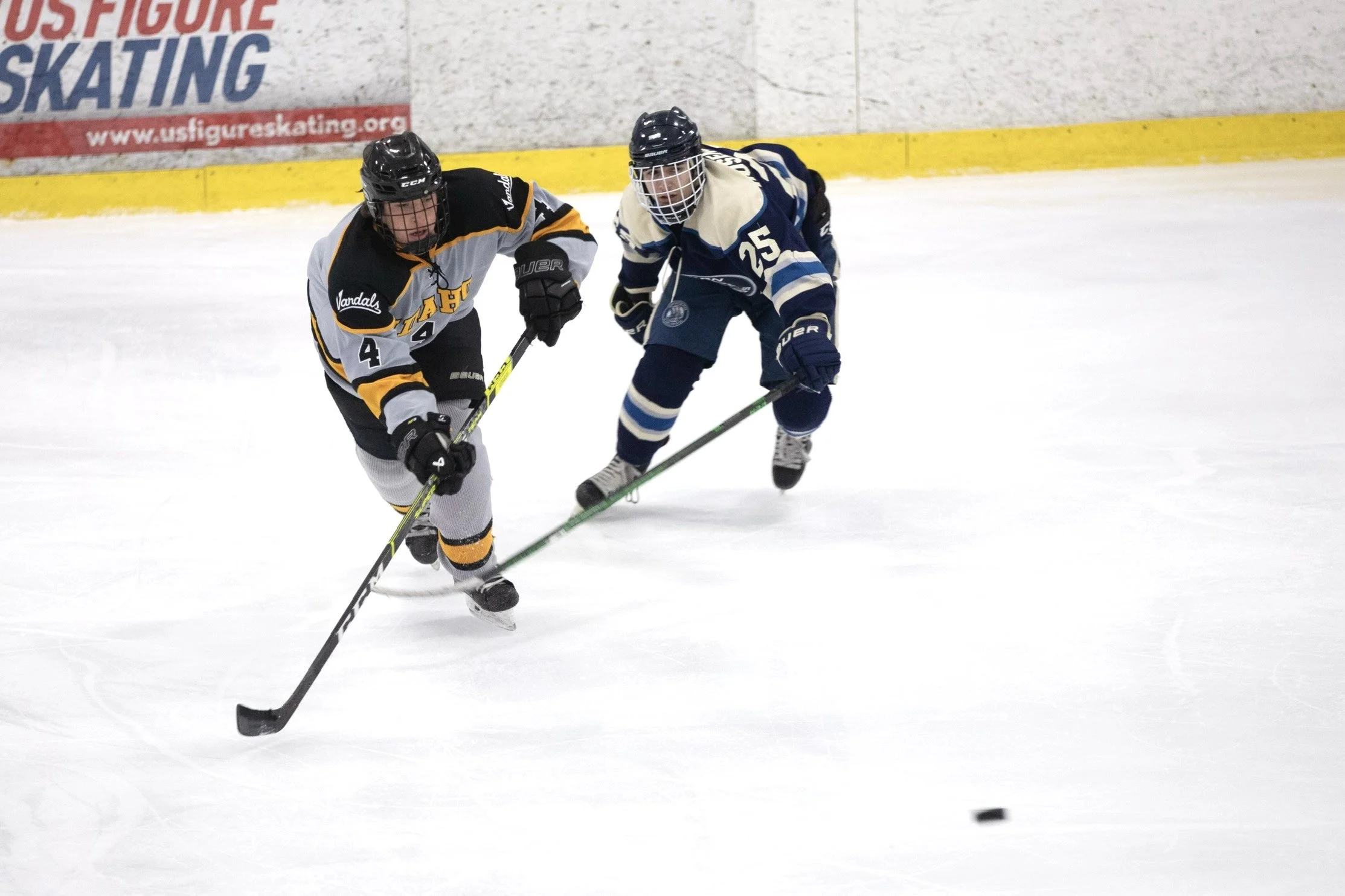 Showcase Shivers; Weekend with Bulldogs