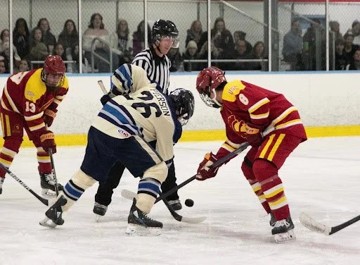 Western concludes road trip splitting with USC