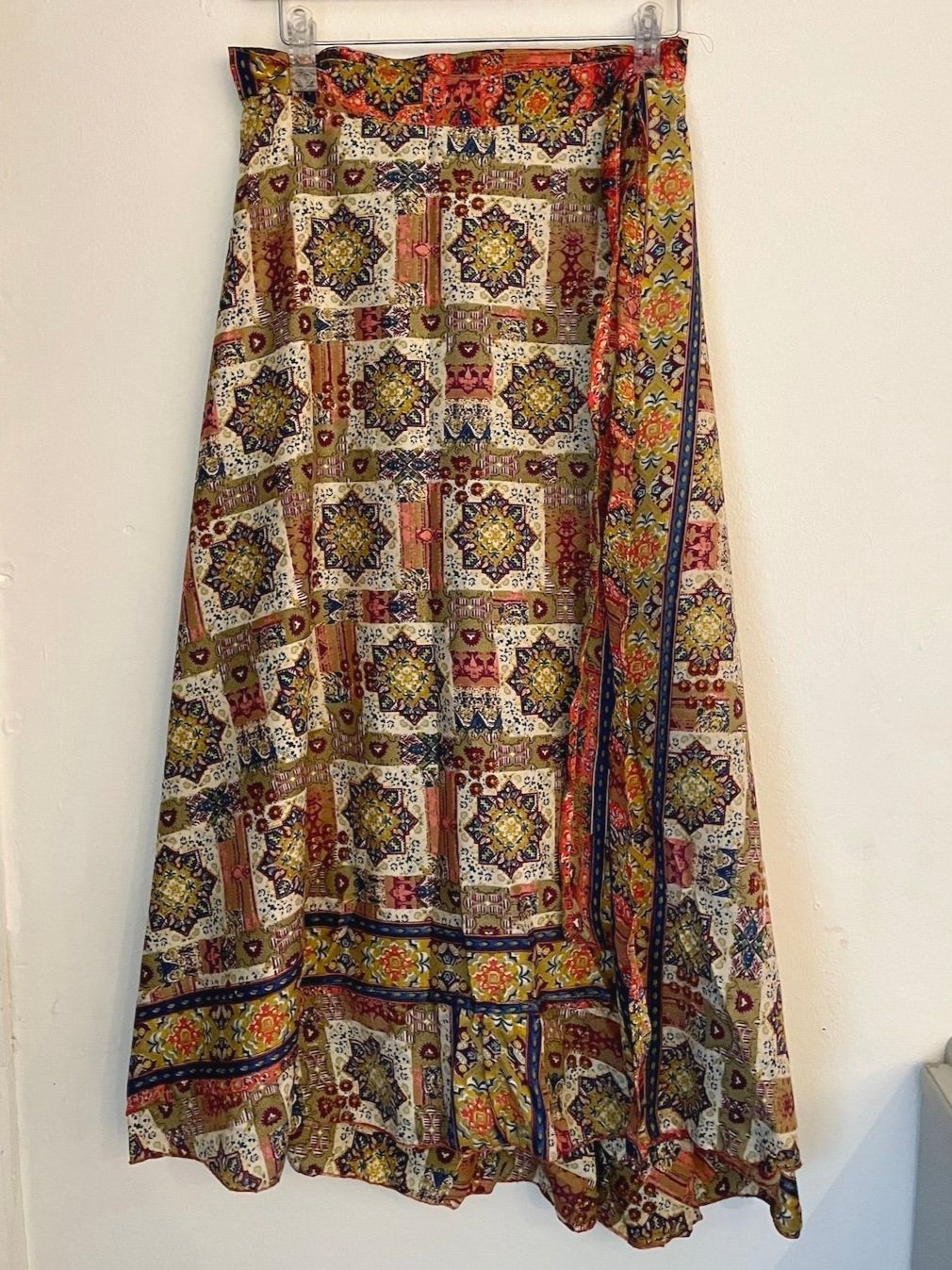 Pink+%26+Gold+Wrap+Skirt+-+reverse+-+The+Eleventh+House.jpg