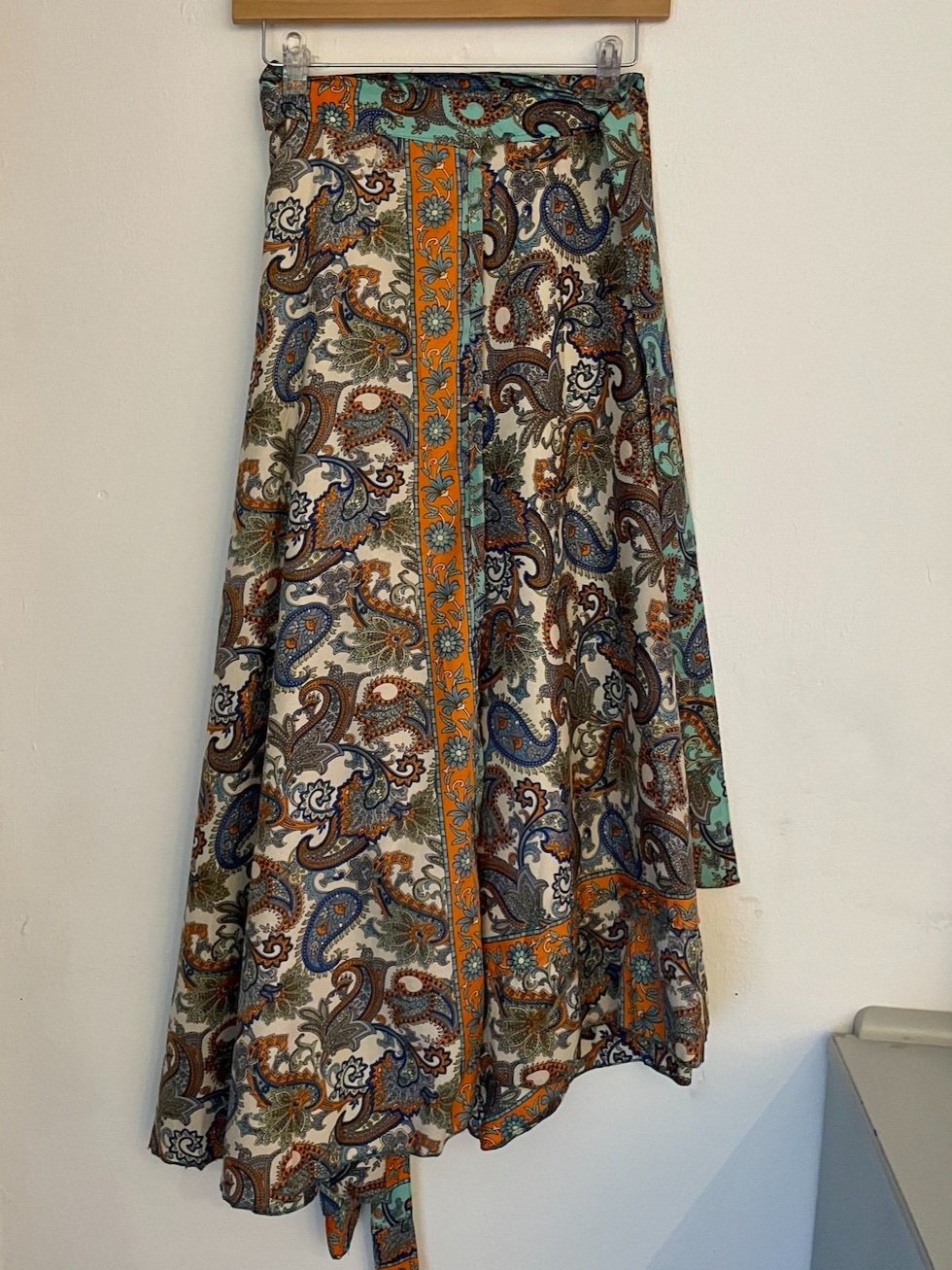 Aqua+%26+Orange+Wrap+Skirt+-+reverse+-+The+Eleventh+House.jpg