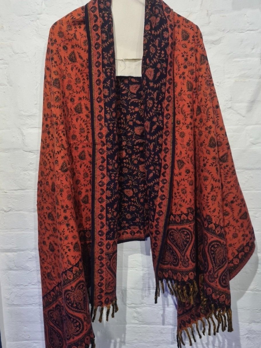 Rose+%26+Purple+Pink+Wool+Shawl+-+The+Eleventh+House.jpg