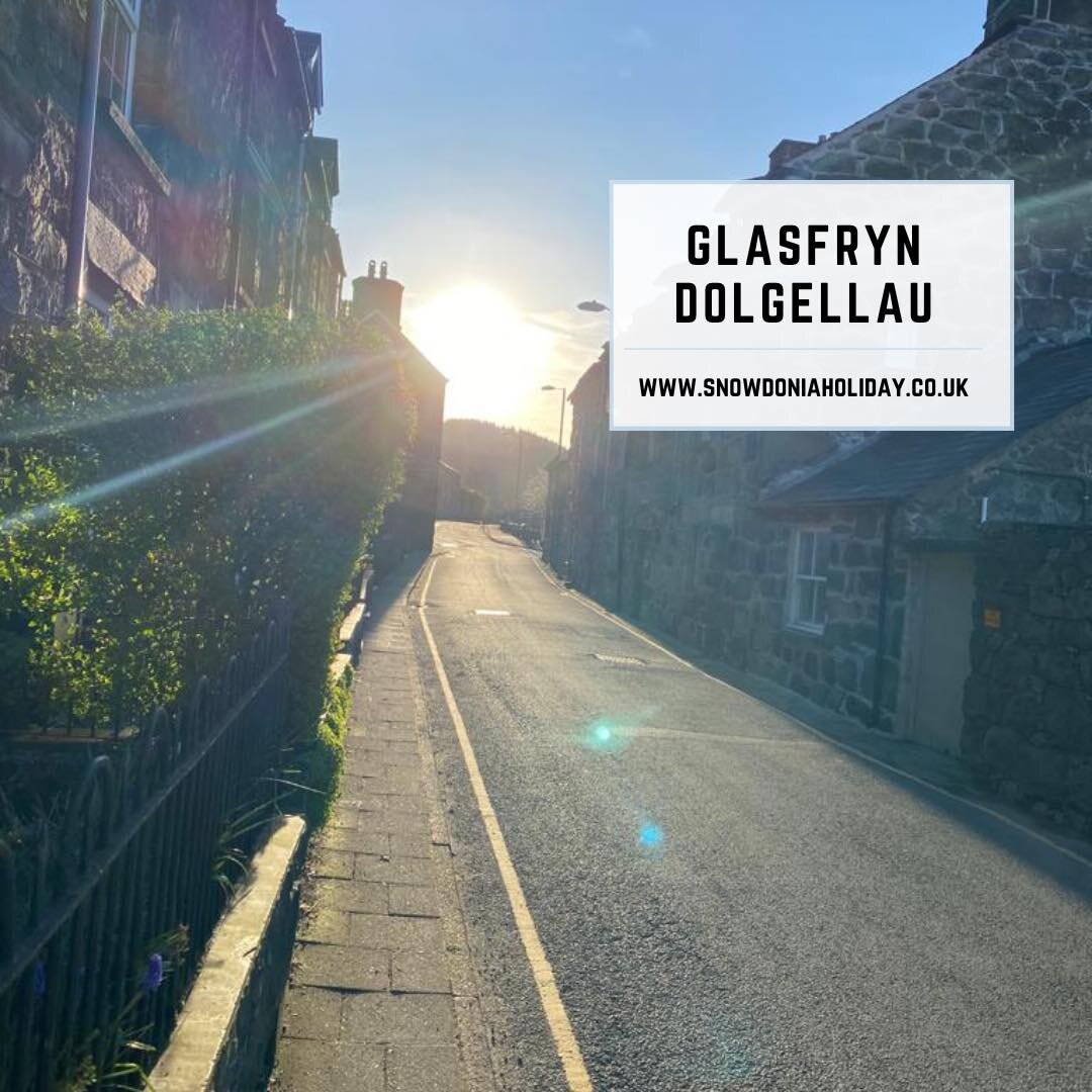 Glasfryn is nestled in the heart of Snowdonia, surrounded by stunning traditional stone cottages and breathtaking mountain views.

Book your stay with us and experience the magic of this location for yourself. Book directly with us for the best price