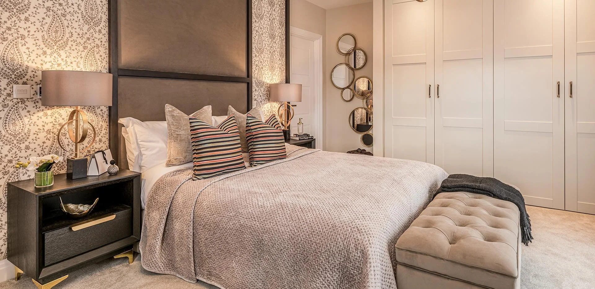 sunninghill-square_the-teddington_bedroom2.ashx.jpeg