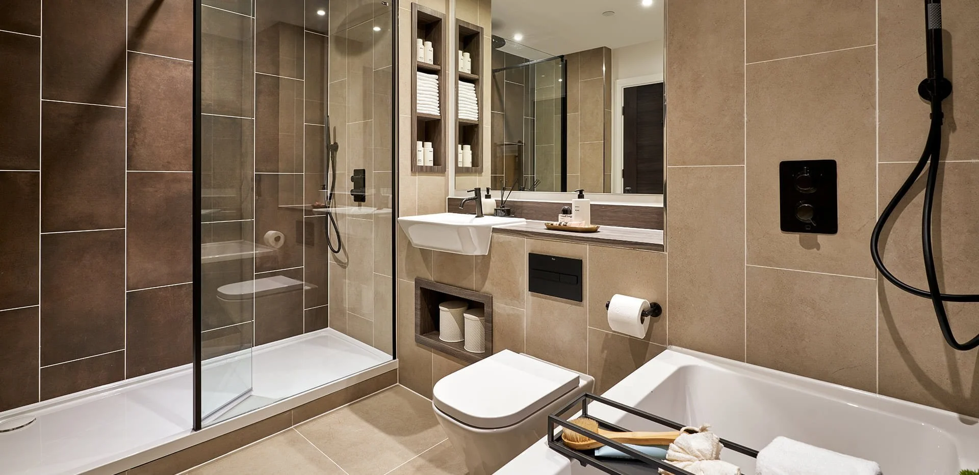 snow-hill-wharf_the-duplexes_bathroom-1.ashx.jpeg