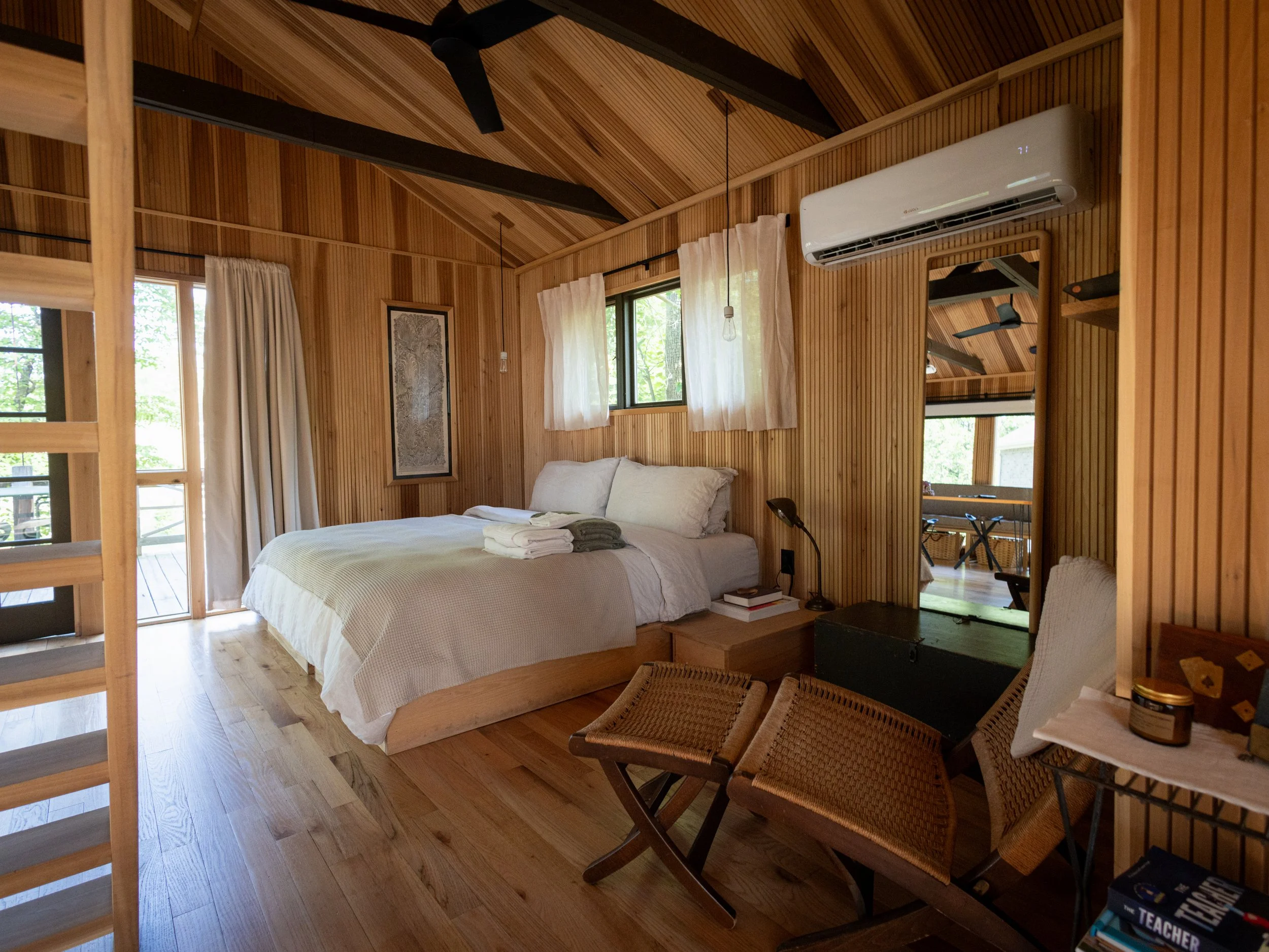 sunderlandcabin-15.jpg