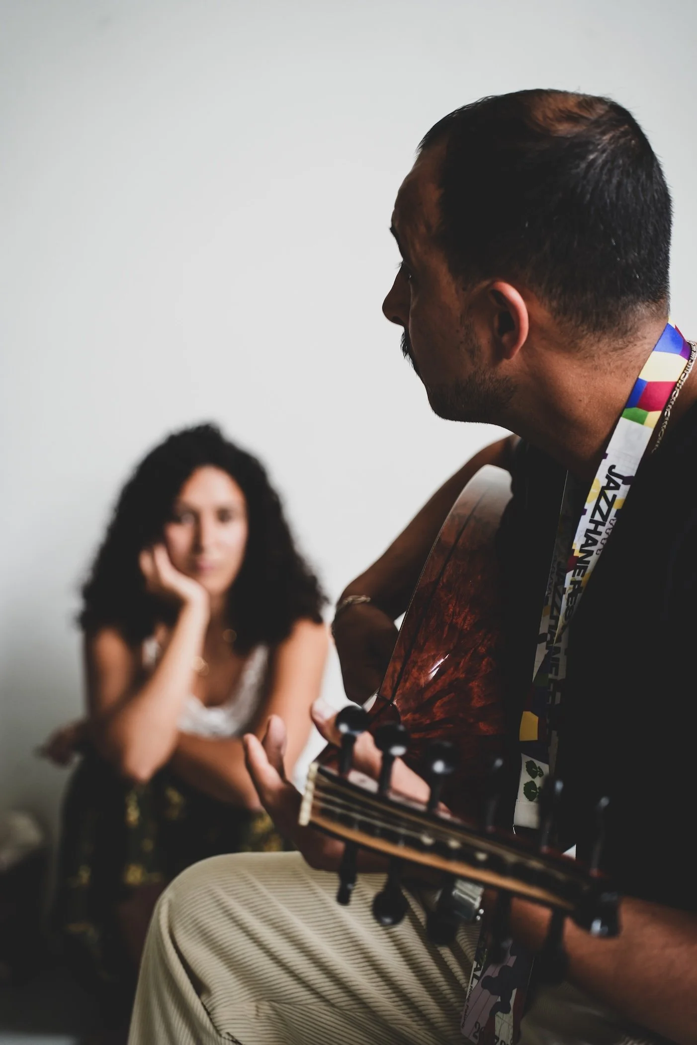Alp Olivier Yorulmaz, String Instruments from the Silk Road, photo credit Shobee Elhelymy