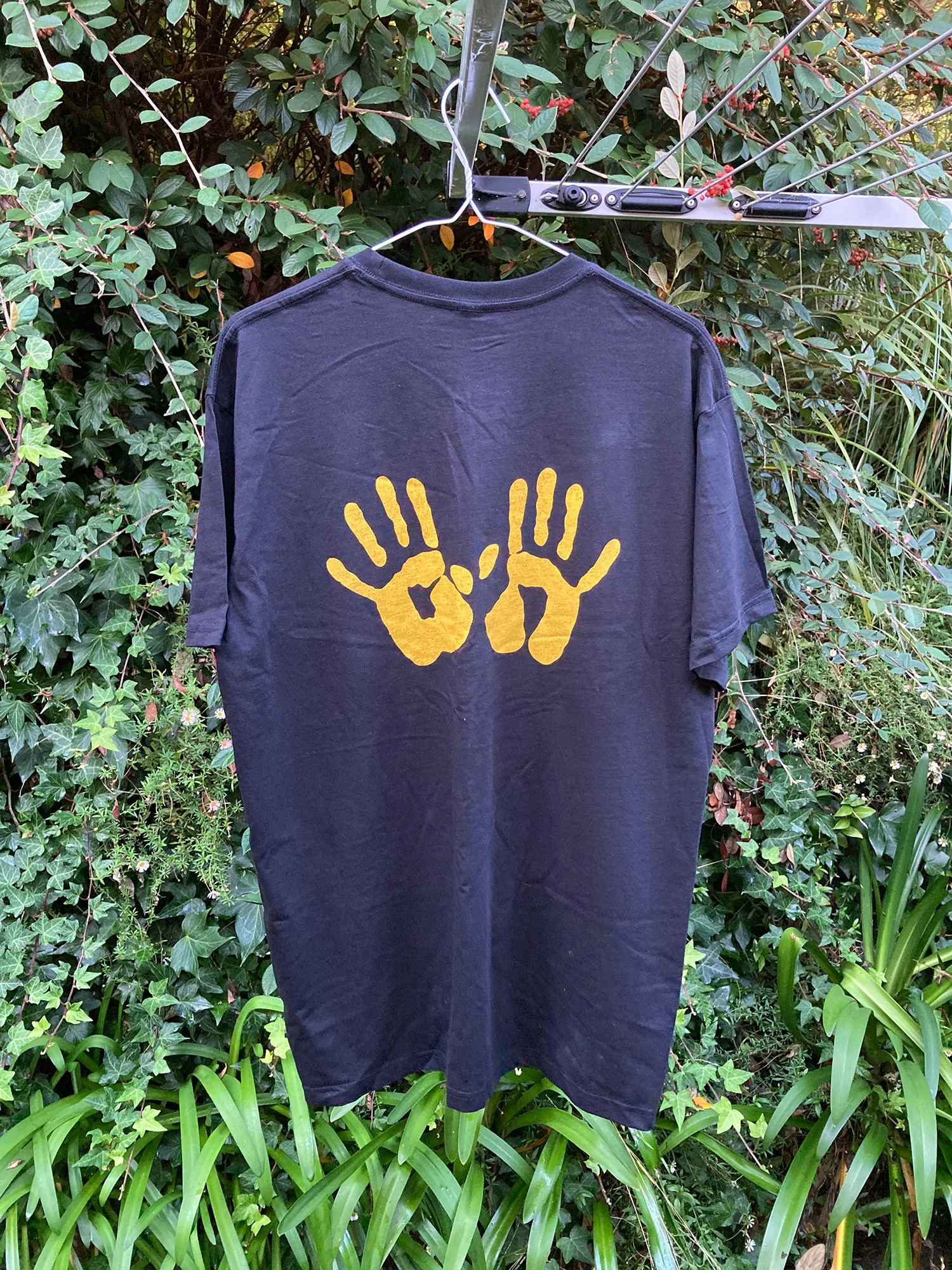 Black (Large Men's Cut)