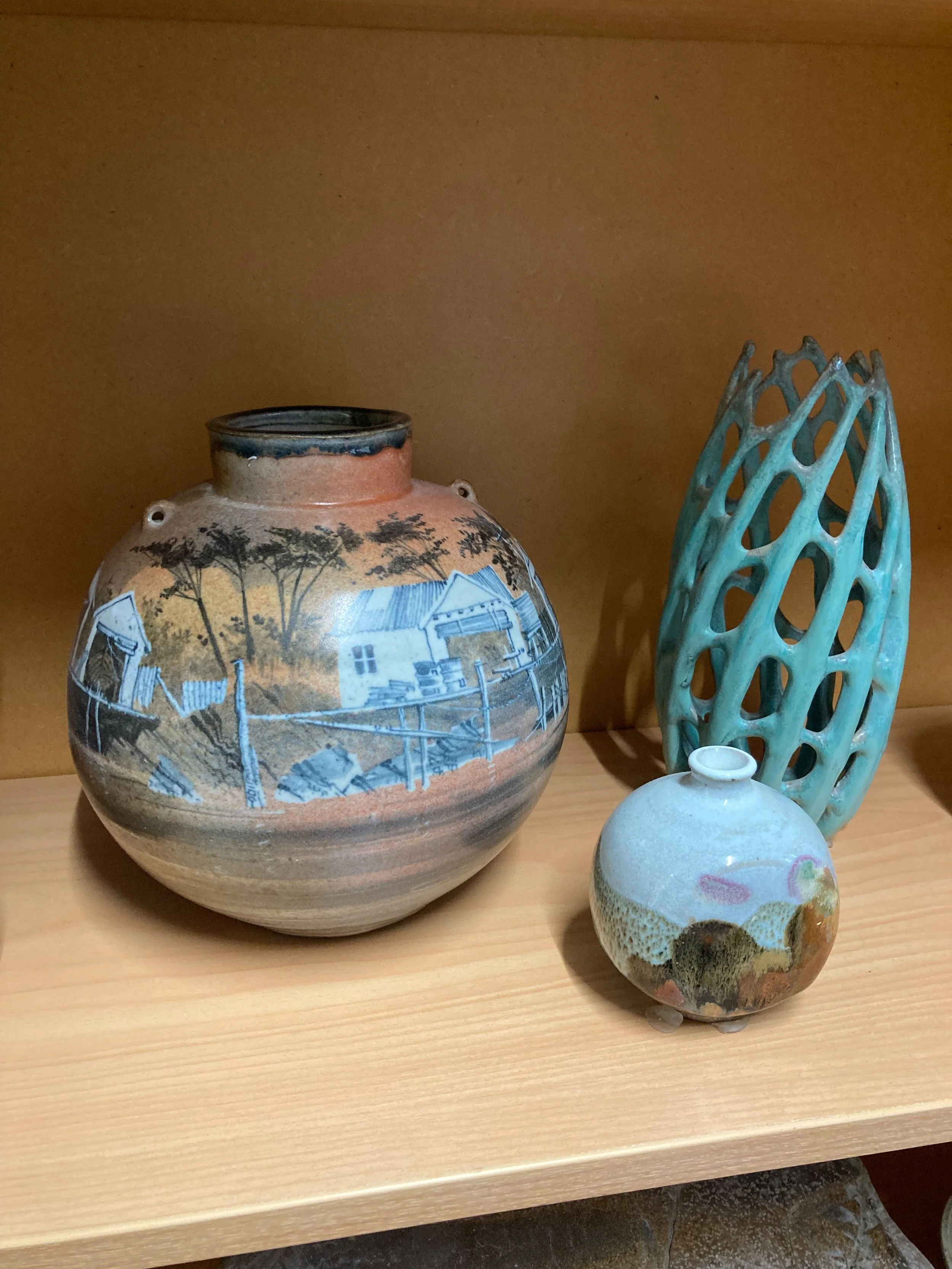  Waterfront Pot by Roger Bagshaw, vase by Malcolm Greenwood, and Coral Vase by Lans Hansen (Ceramicus 2024 acquisition)