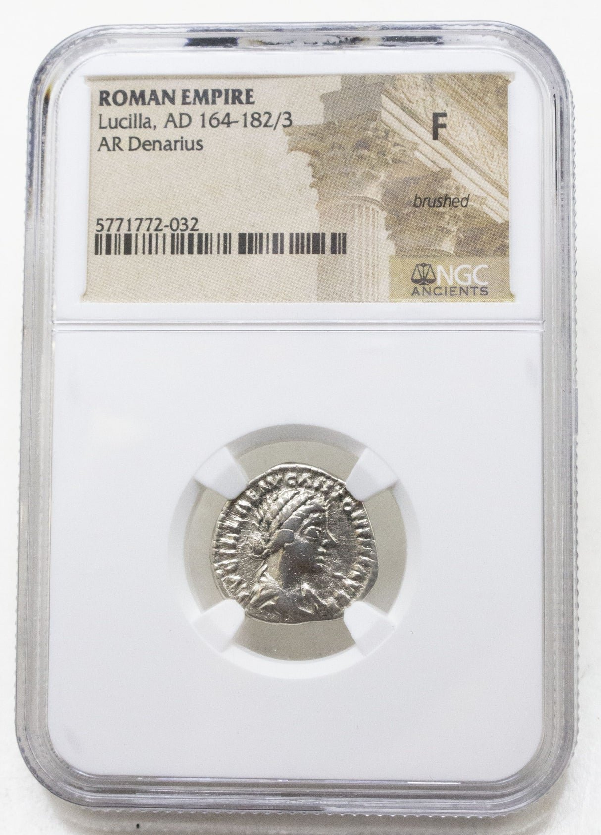 lucilla_ar_ngc_f_b.jpg