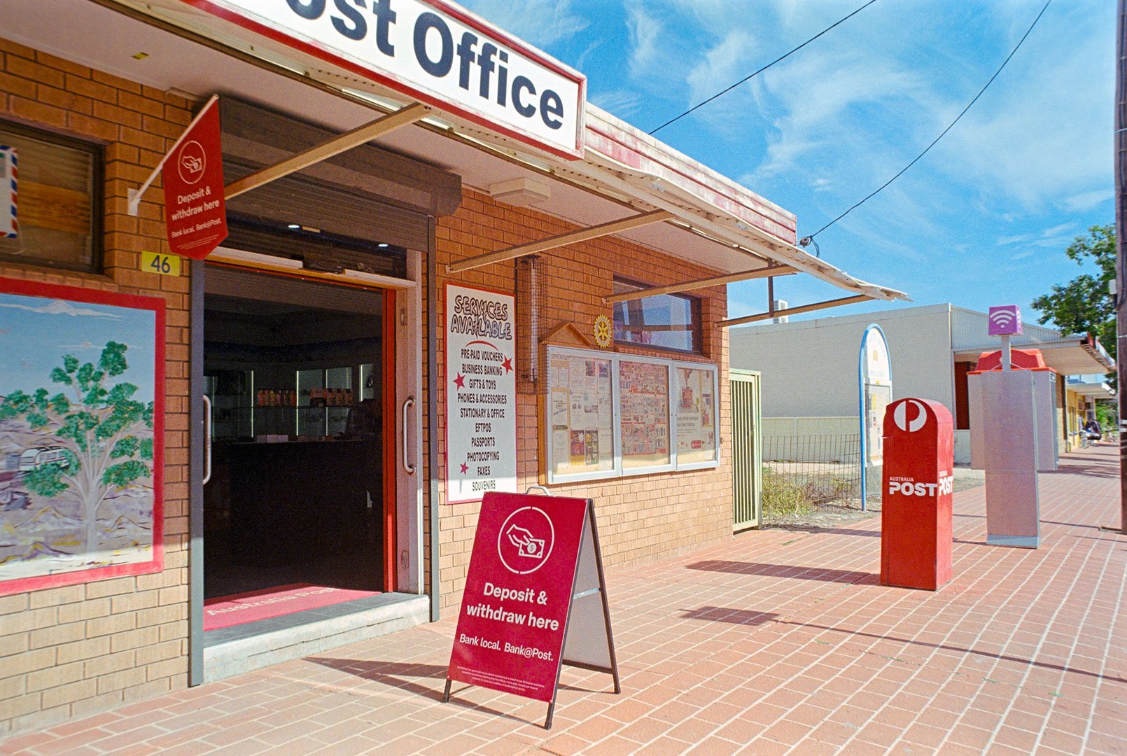 Lightning Ridge's Post Office (source: Matthew Maguire)