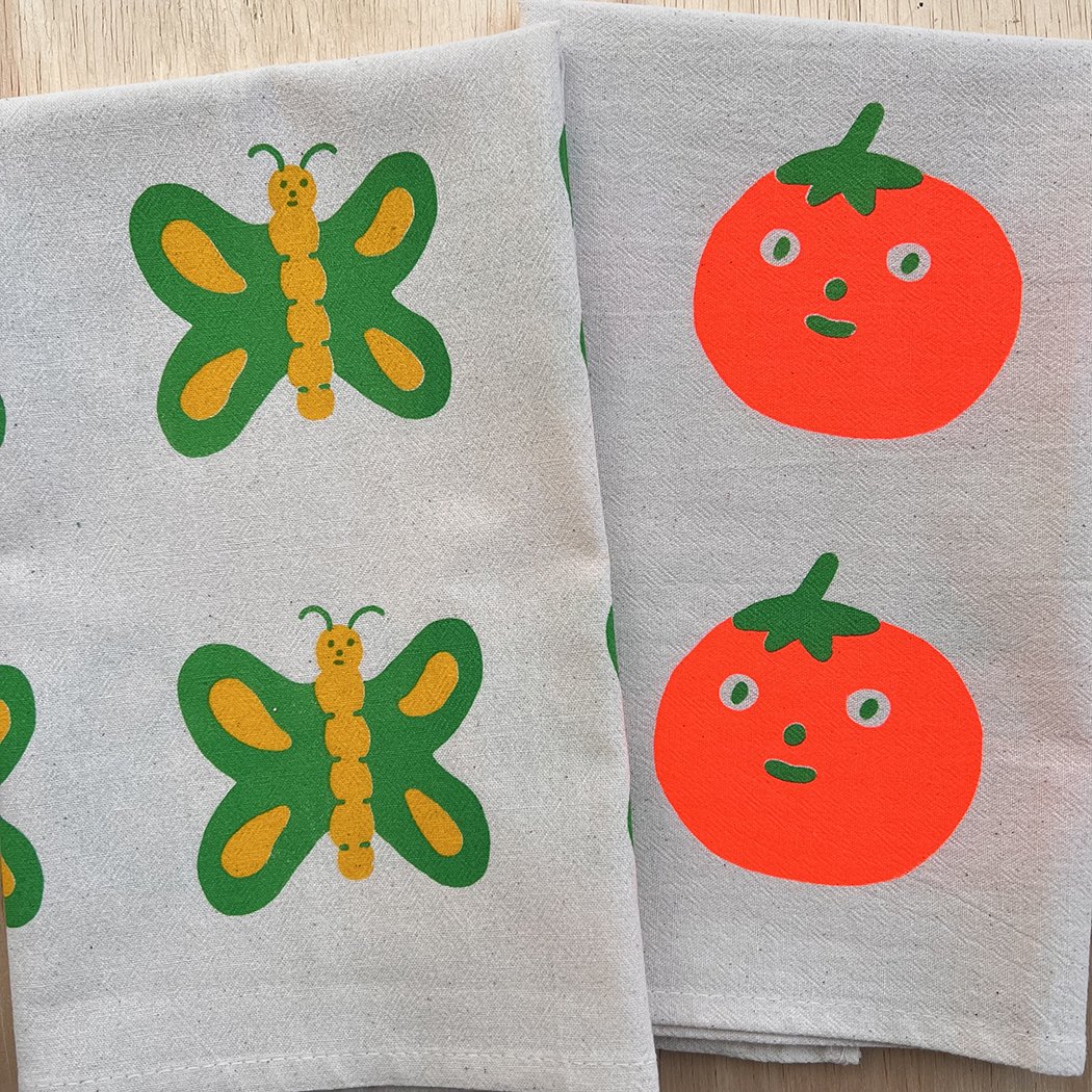 tomatoandbutterflytowel.jpg