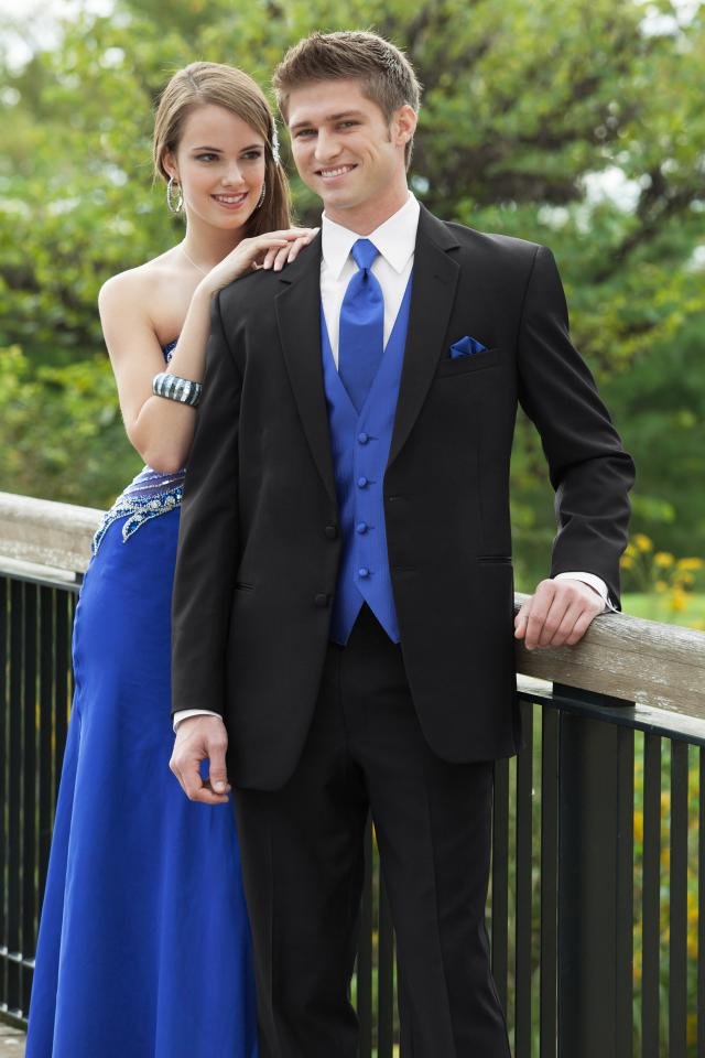 prom-tuxedo-black-emerson-852-2.jpg
