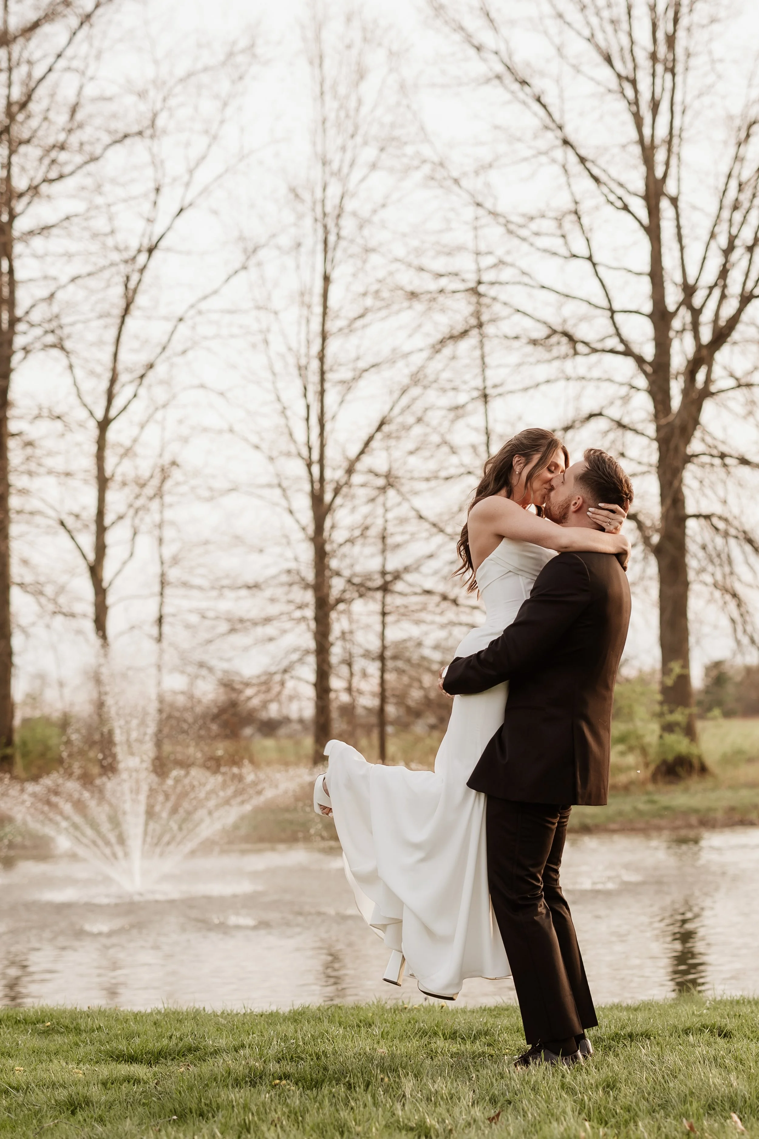 Emily & Drew (NEW!)