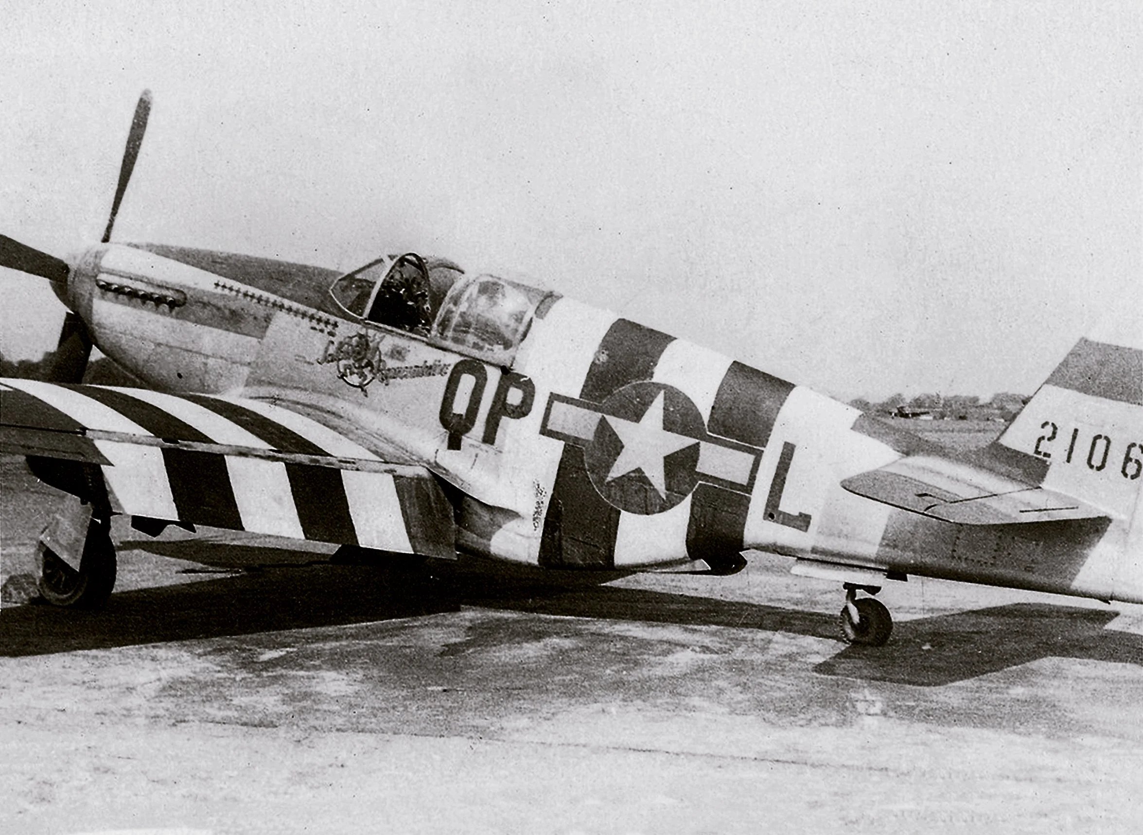 42-106924-P-51B-Mustang-4FG334FS-QPL-Salem-Representative-Lt-Ralph-Kidd-Hofer-4th-Jun-1944-02.jpg