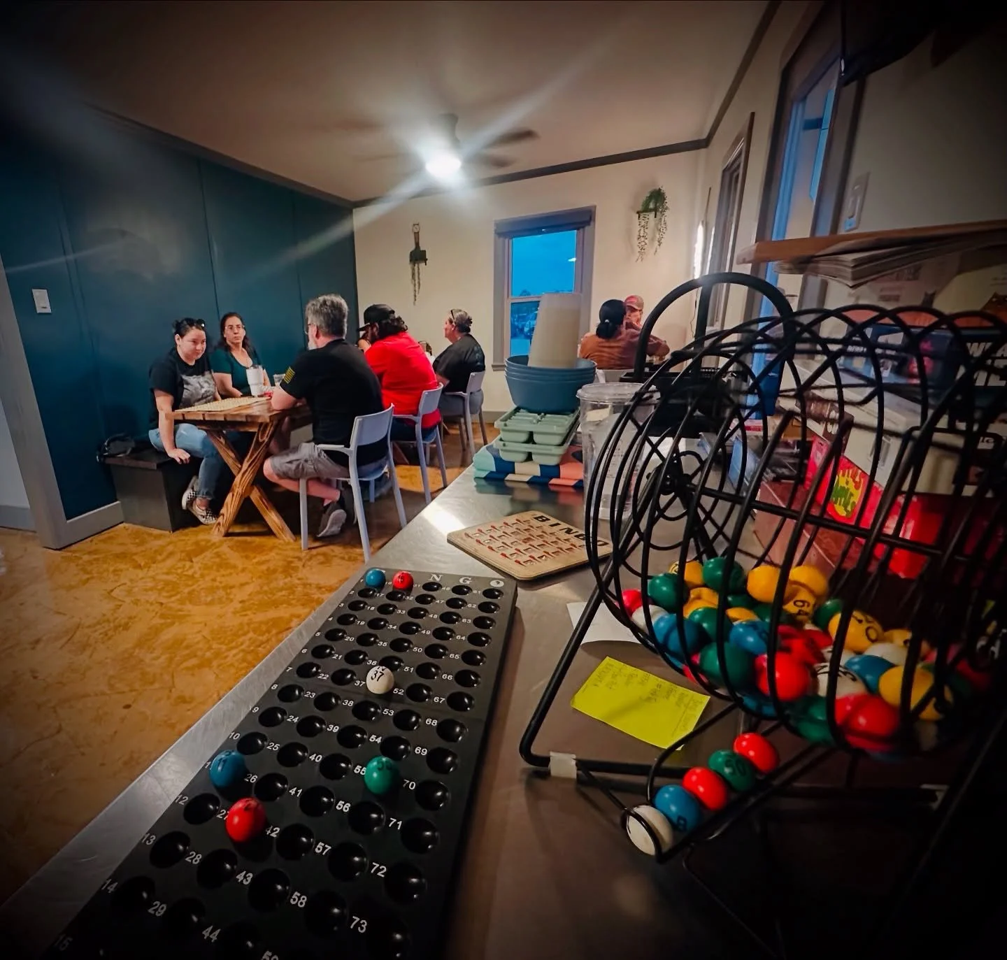 See you tonight at 6:30 for Bingo. Grab some dinner from @manna.mobile or El Chipilon! See ya in the Pub.

#casagrandeaz #bingonight #foodtrucks #happyhour 

@jesssrosales