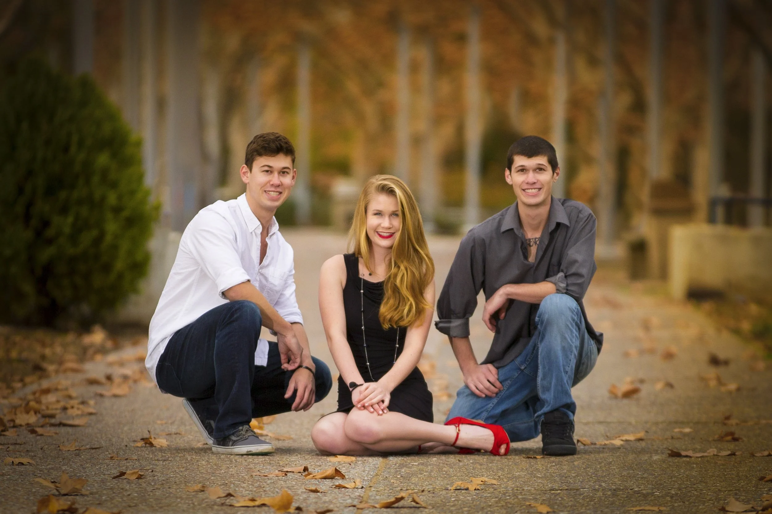 Jordan, Ally and Kyle live in photographs Hey look! It’s my kids again! Notice that everyone stayed in the monochromatic grey tones (Is white, grey and black monochromatic?) and Ally added a splash of red!