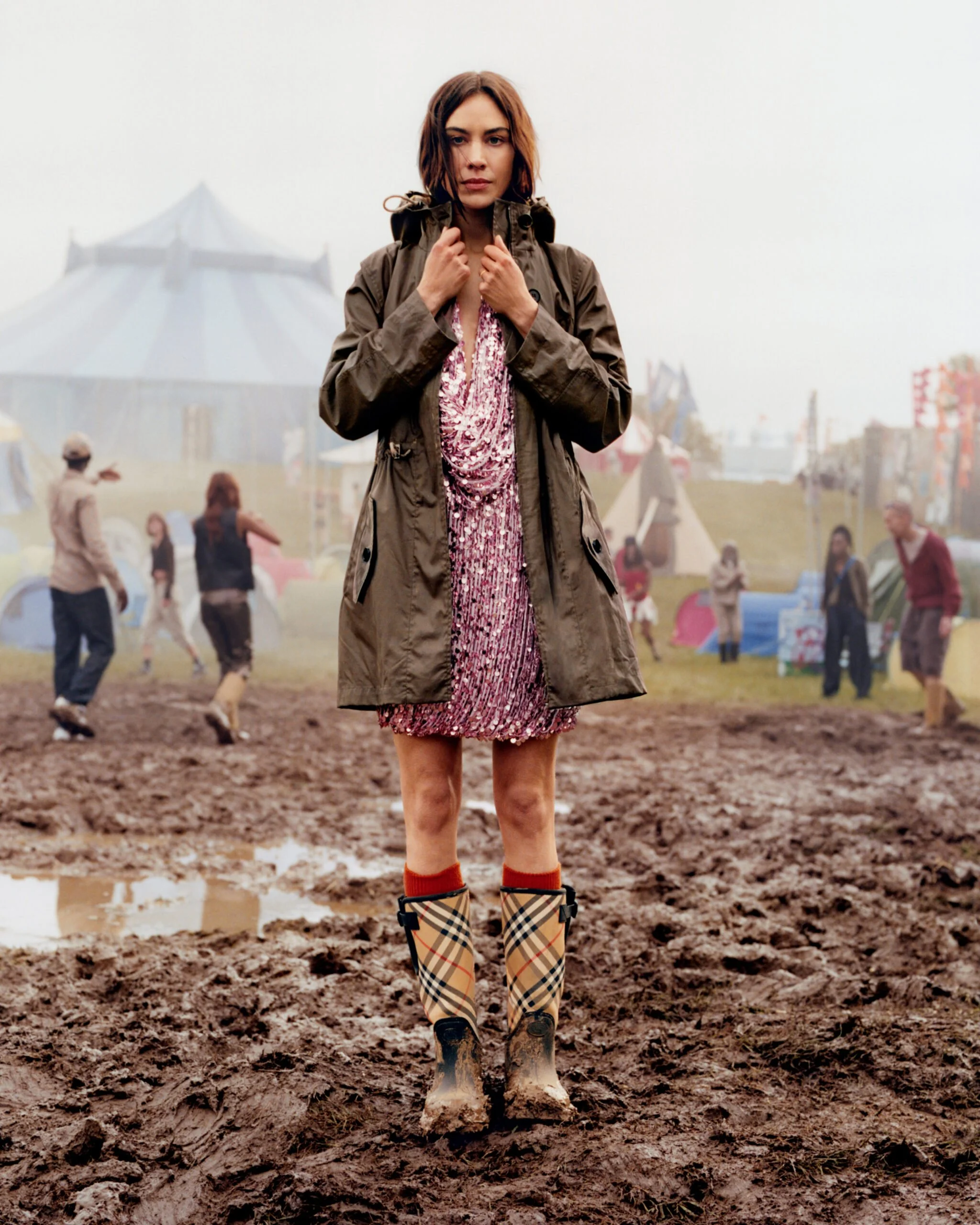 Burberry-Festival-Campaign-Stills15-scaled (1).jpg