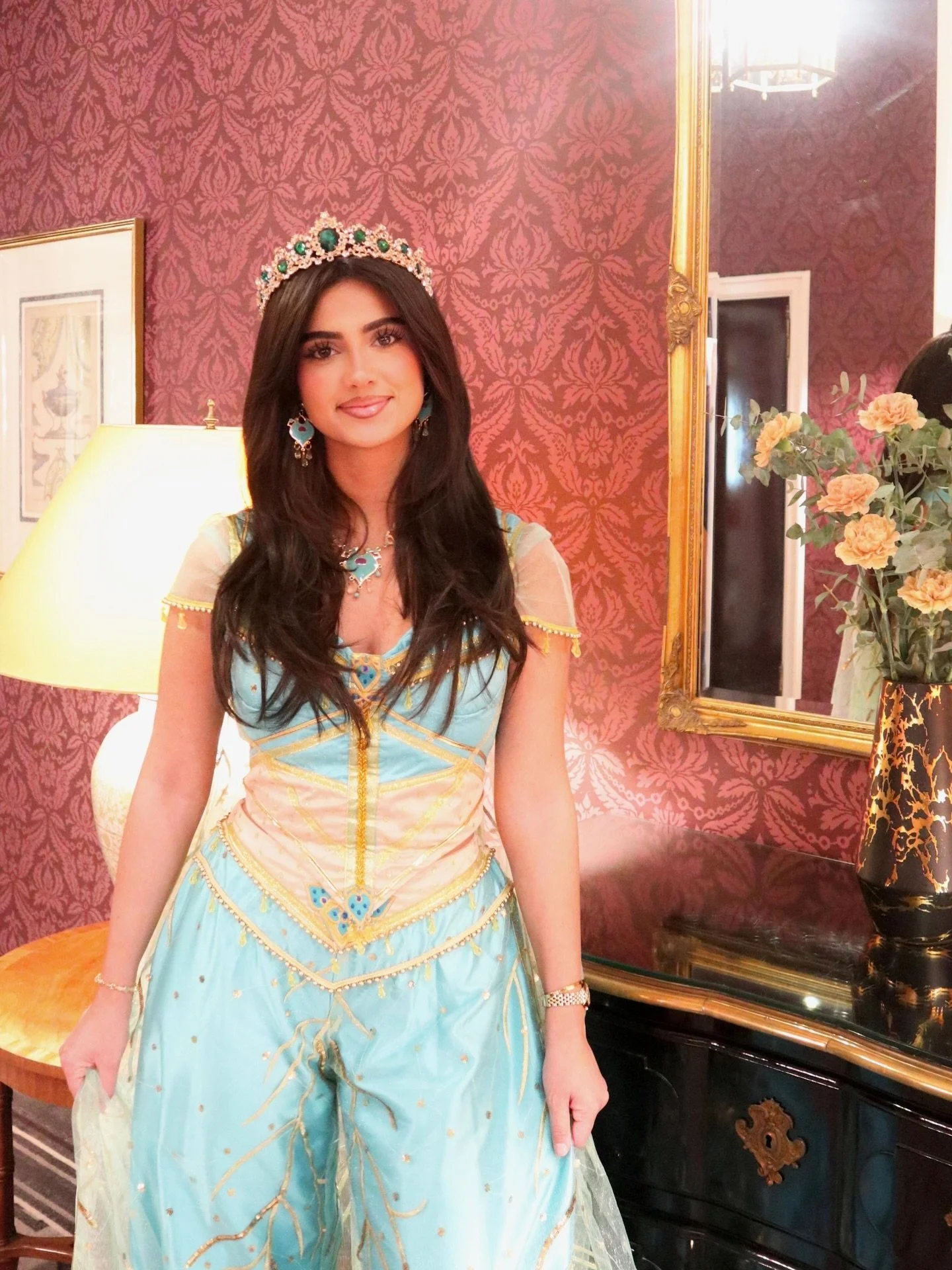 ✨NEW IN✨

Ab sofort k&ouml;nnt ihr unsere Orientprinzessin zu eurer Party einladen! 🎉🔮

Euch erwartet eine m&auml;rchenhafte Zeit ✨

WhatsApp: 015223609289 
www.annas-maerchenzeit.de

#kindergeburtstagsparty #kinderanimation #kinderunterhaltung #br