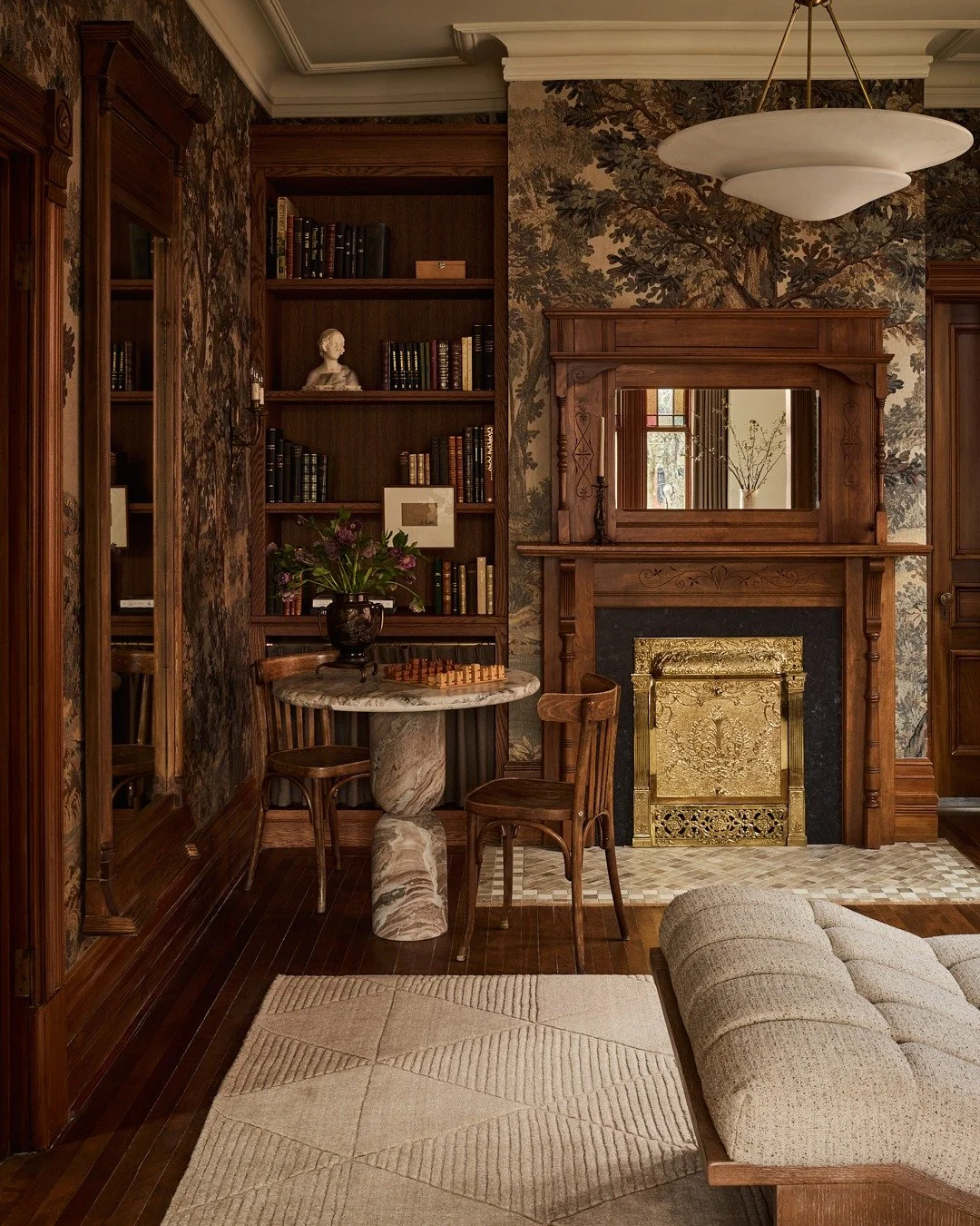 Victoria Residence&rsquo;s living room is everything our design team loves most. Rich contrast, preserved architectural elements, and vintage finds layered throughout the space (hello @blancmarineboutique).

This is the difference in a designer home.