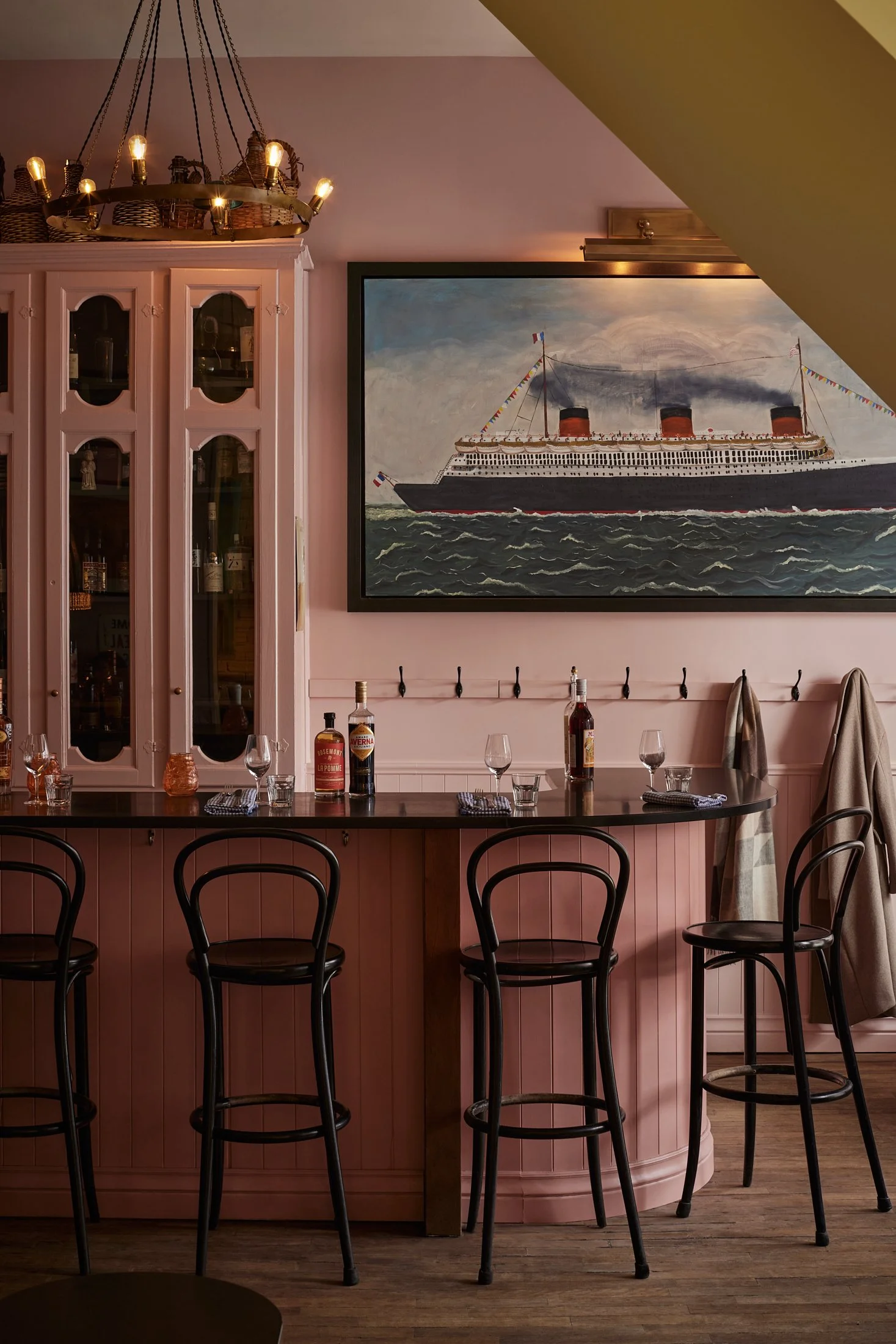 Vin Papillon - Interior Design Blanc Marine