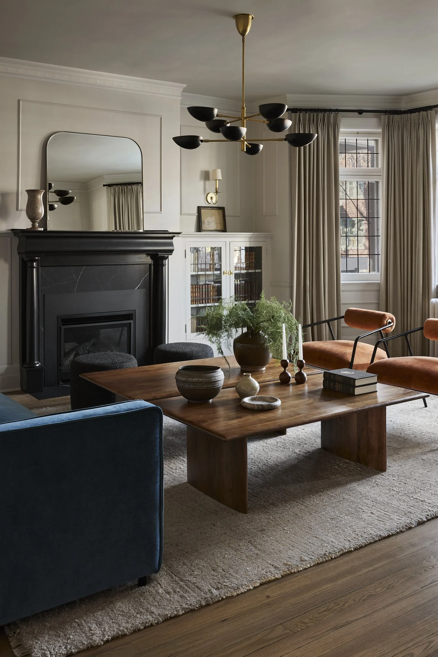 blanc-marine-melrose-residence-living-room-fireplace.jpg