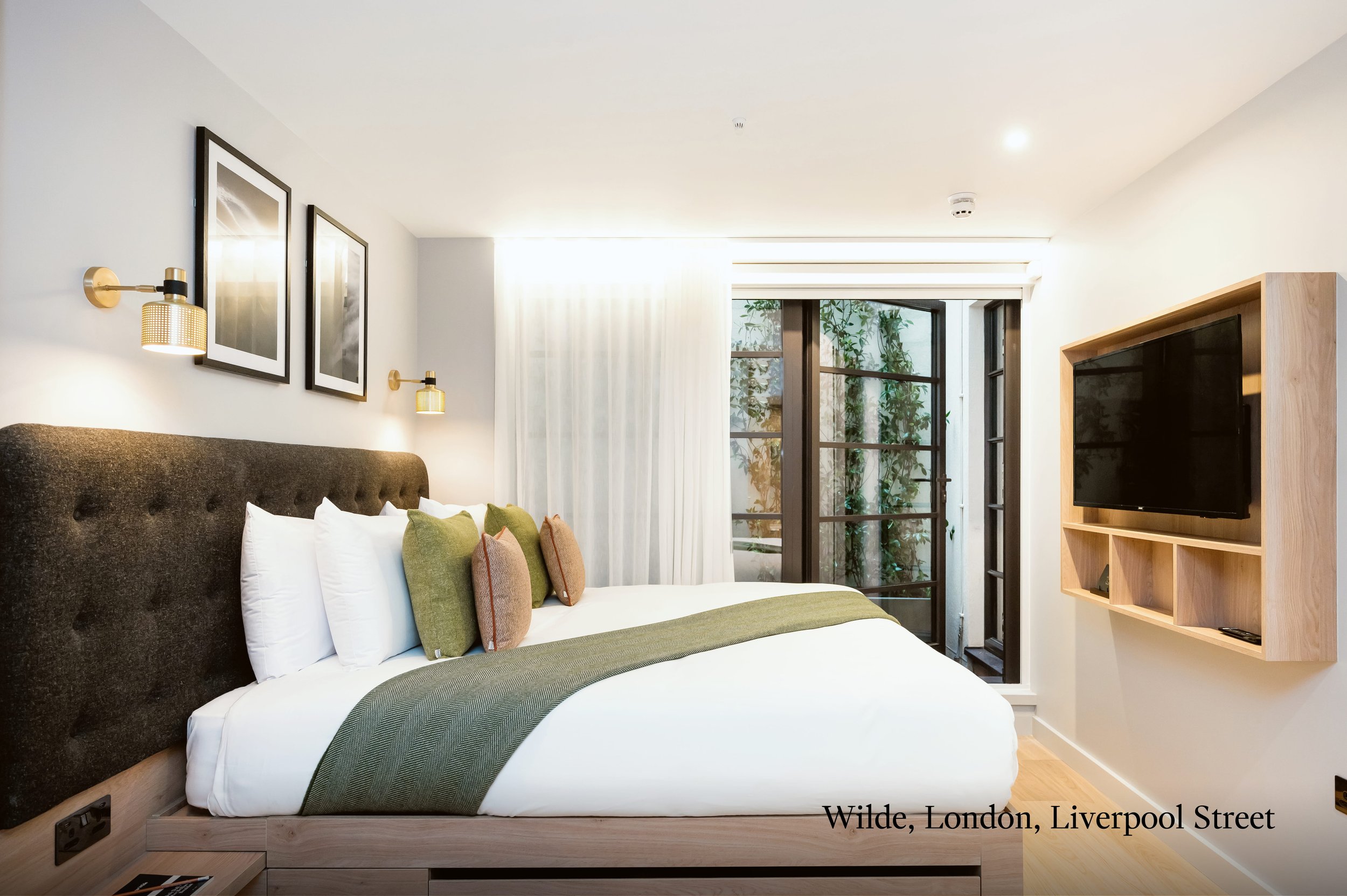 Wilde Liverpool Street 2.jpg