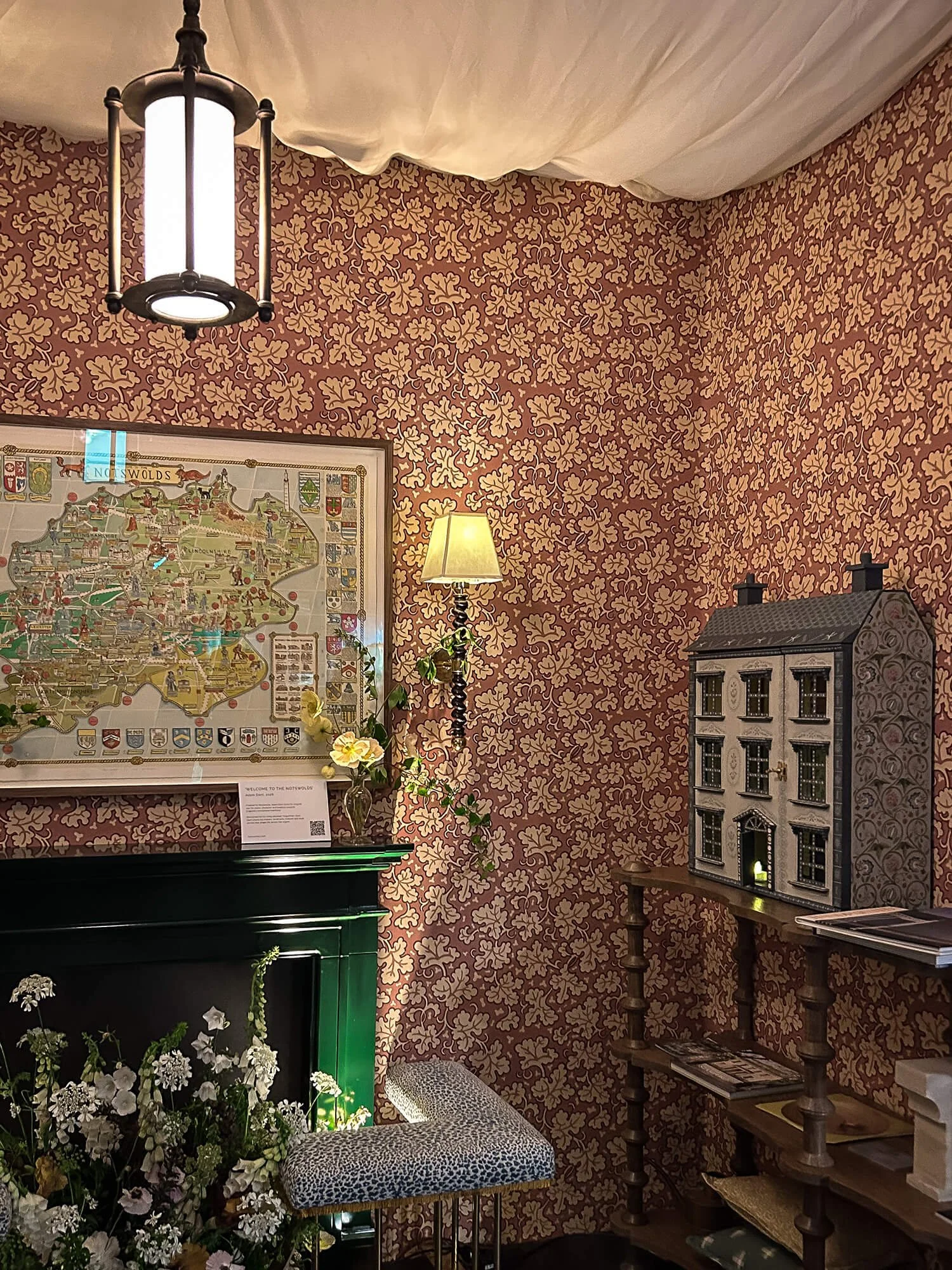 bruce_fine_papers_notswolds_dollhouse_bada_fair_rutland.jpg