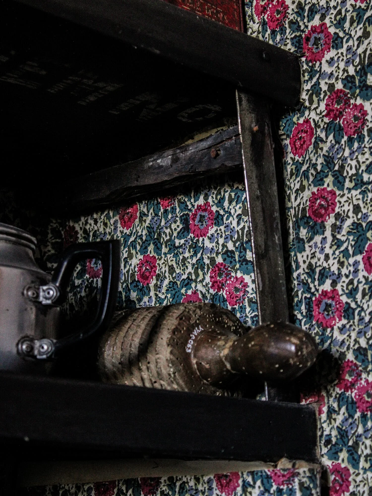 Yr Ysgwrn Cartref Hedd Wyn kitchen closeup wallpaper.jpg