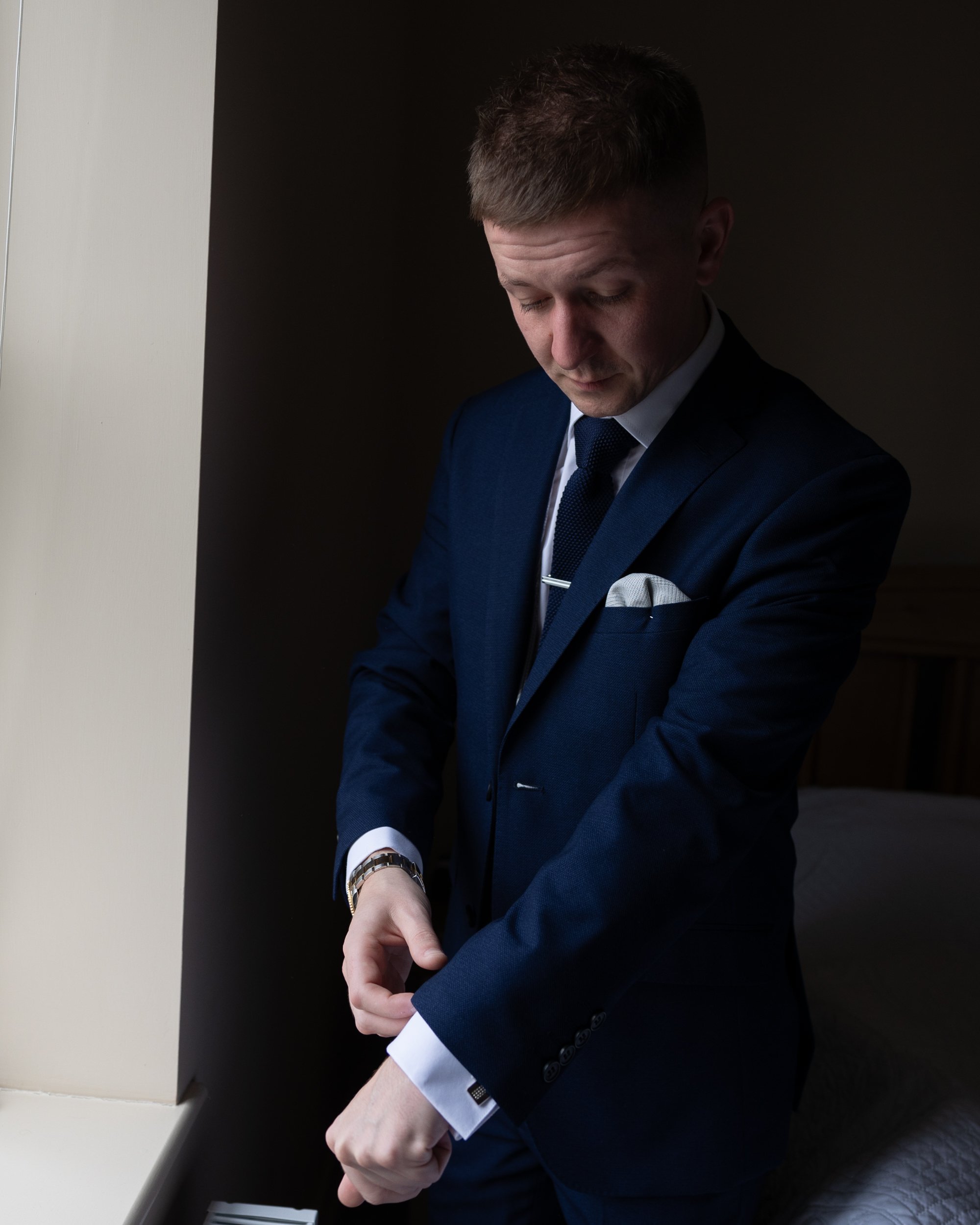 Redcastle Wedding Wedding Photographer | Shea Deighan | Real Irish Wedding | Groom Preps-1014.jpg