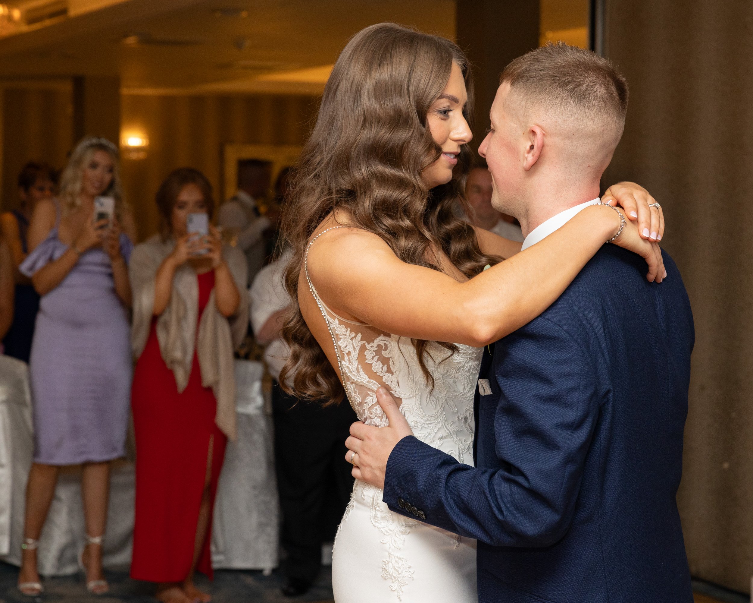 Redcastle Wedding Wedding Photographer | Shea Deighan | Real Irish Wedding | Dancing-1313.jpg