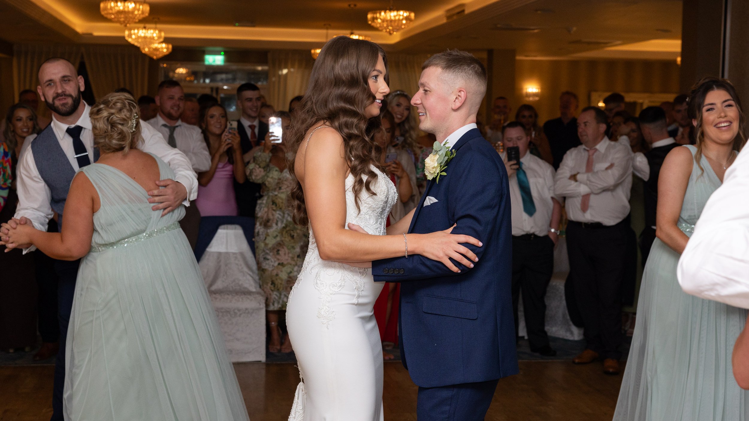 Redcastle Wedding Wedding Photographer | Shea Deighan | Real Irish Wedding | Dancing-1318.jpg