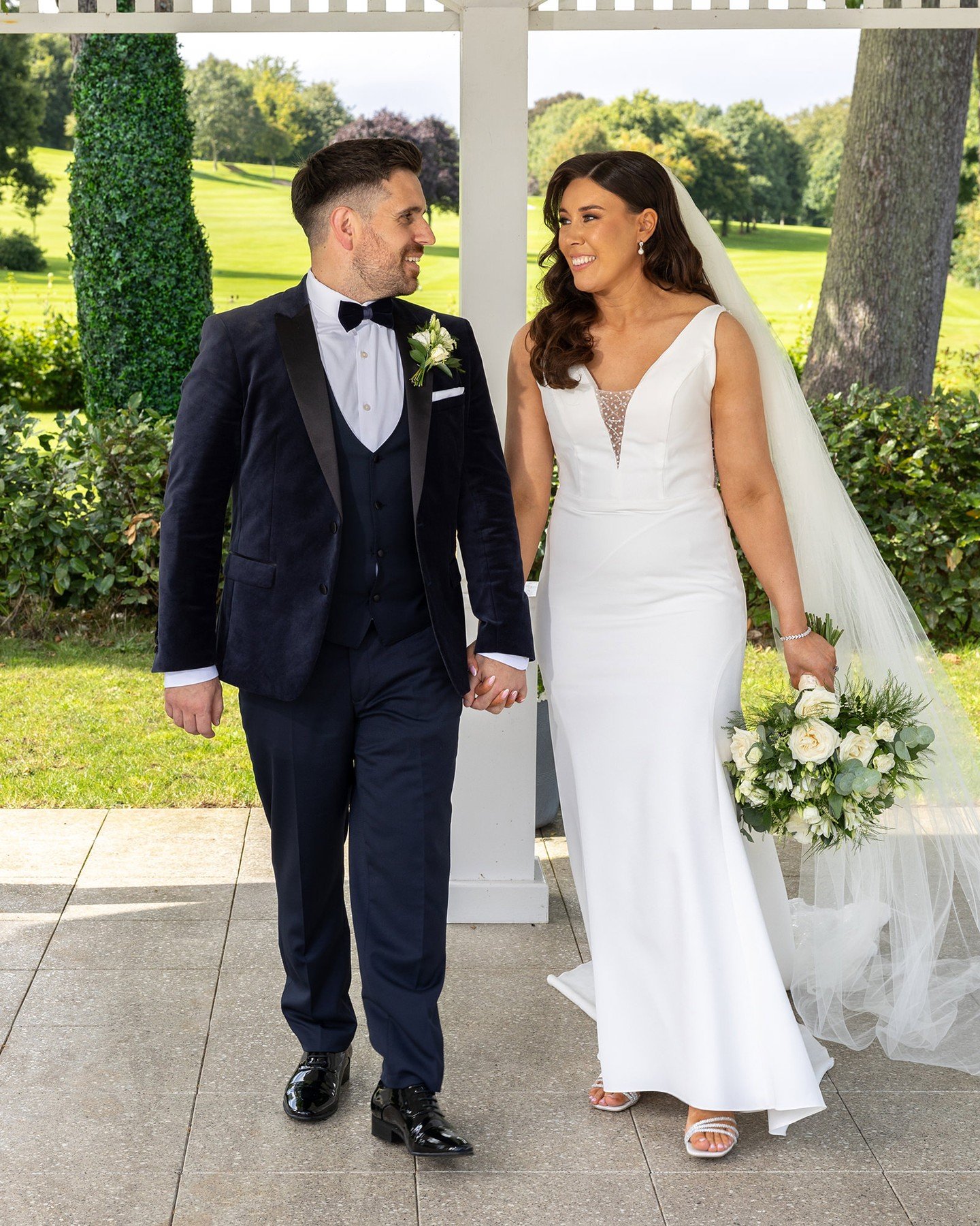 Shannon &amp; Mark's gorgeous Roe Park Limavady wedding is live on my blog. Pop over to see images from their fab day. Link in my bio. 😍

#roeparkresort
#roeparkweddings
#sheadeighan
#sheadeighanphotography
#limavady
#limavadywedding
#bride
#groom