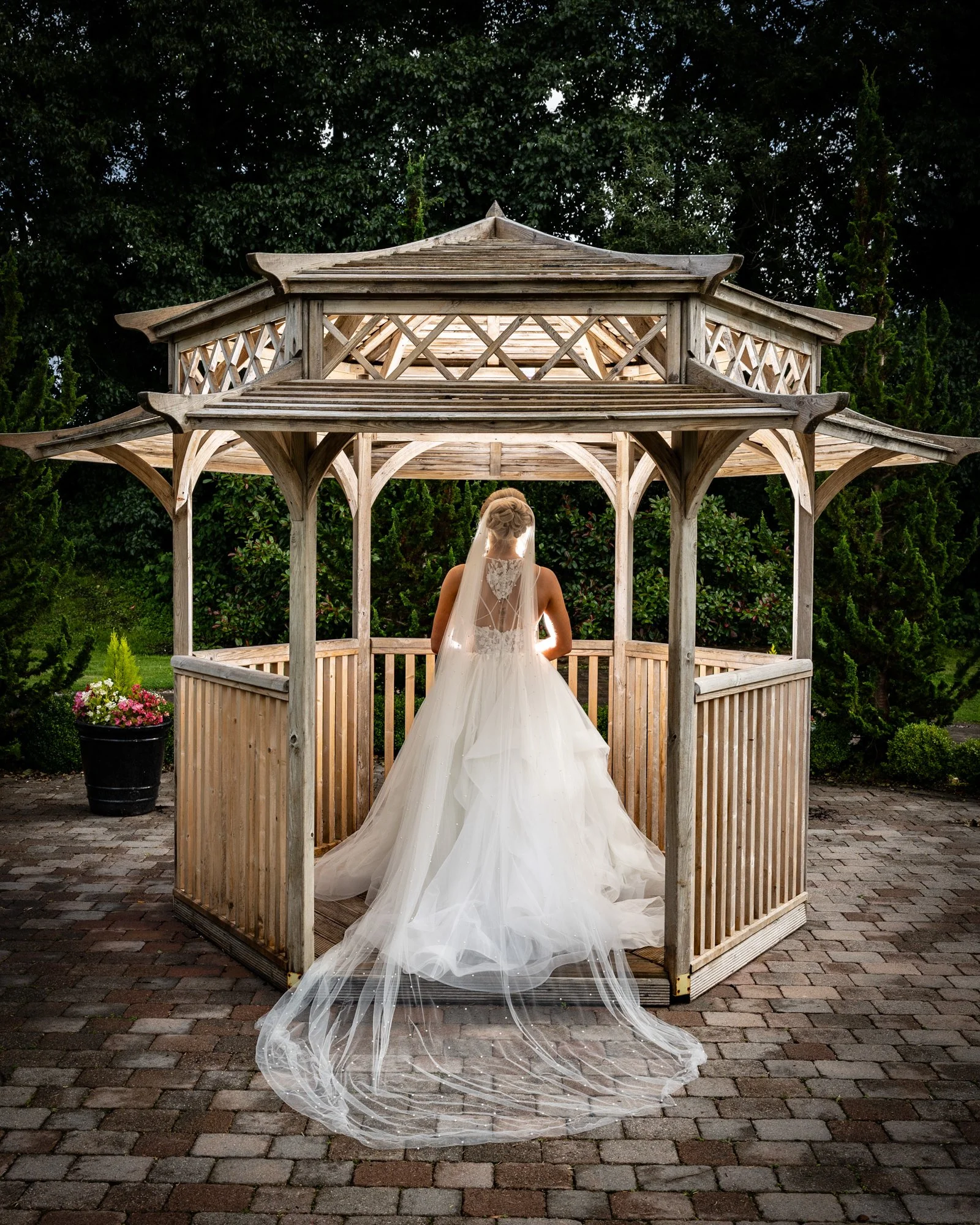Bride Gazebo Wedding Photographer Northern Ireland Shea Deighan-1041.jpg