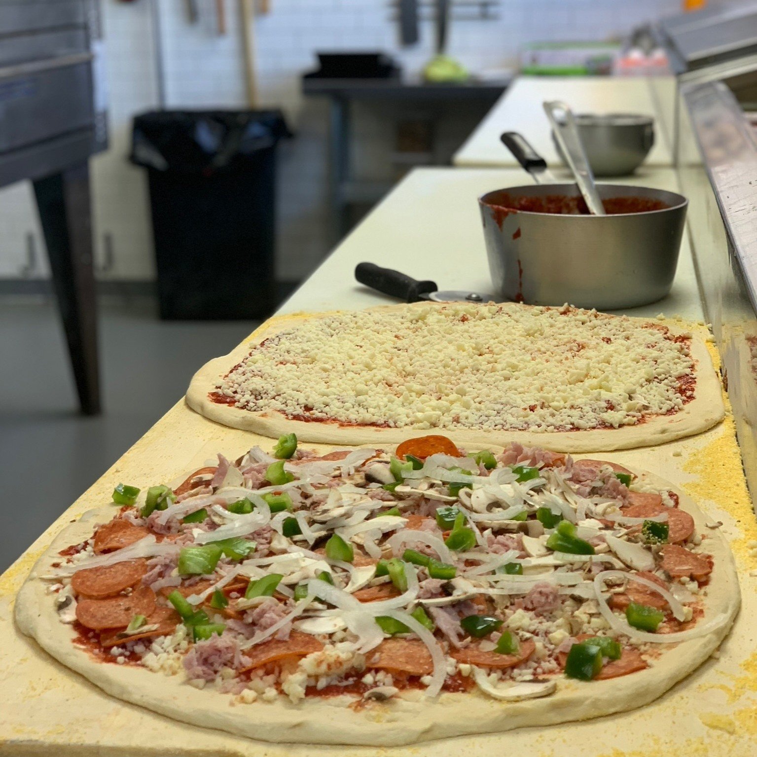 Behind the scenes 😎 

#pizza #northvillemi #northvillemichigan #supportsmallbusiness #eatlocal #supportlocalbusiness #supportlocal #localpizza