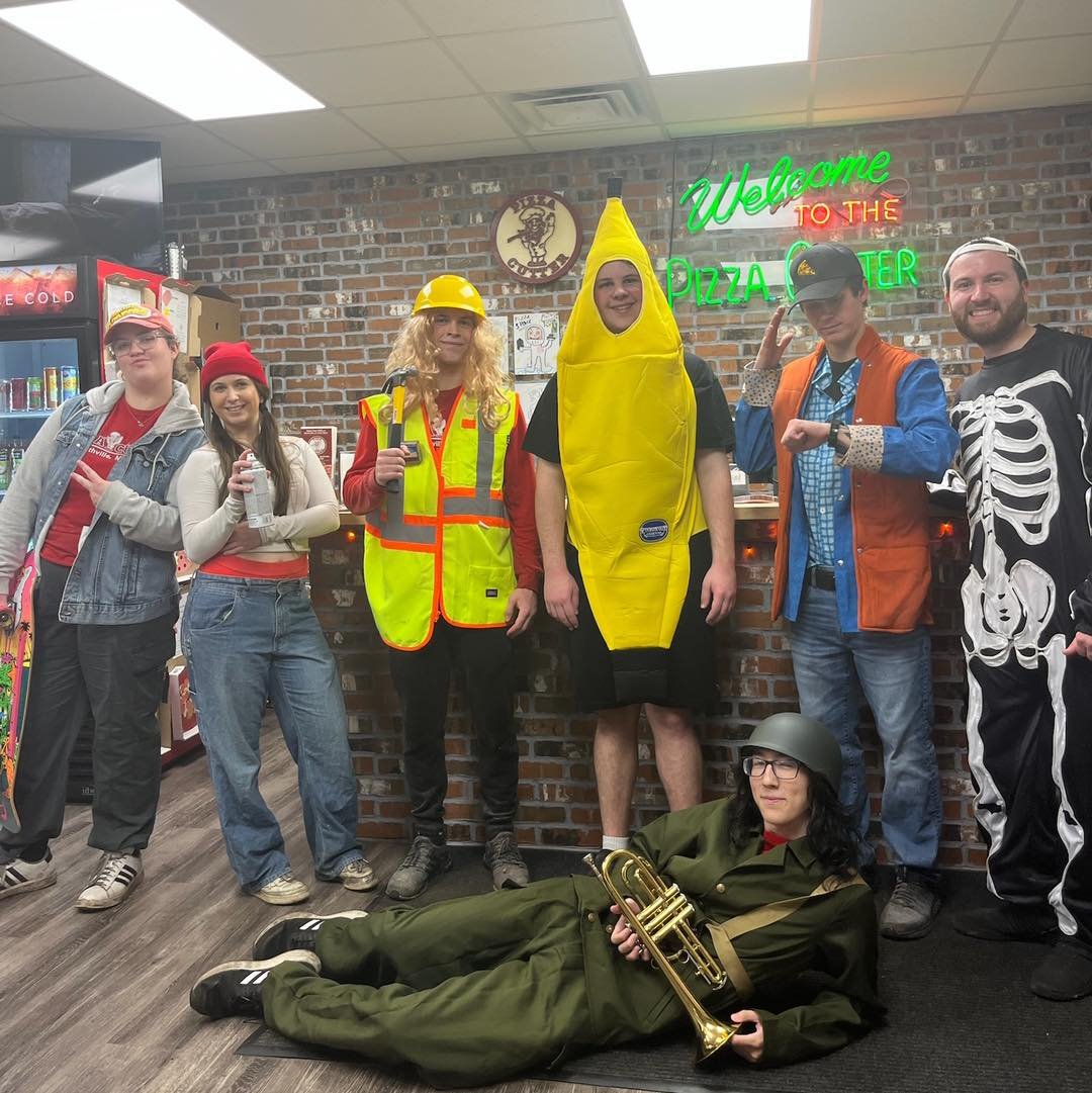That&rsquo;s a wrap on Halloween 2024! And our crew had some epic costumes 🥸🎃👻 

#localpizza #northvillemichigan #pizza #northvillemi #supportsmallbusiness #eatlocal #halloween