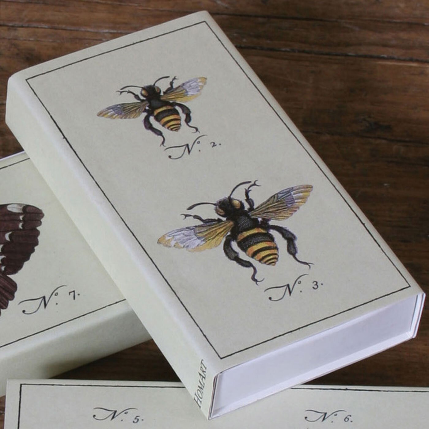 Party-Favor-Vintage-Bees-Matches-Matchbooks.jpeg