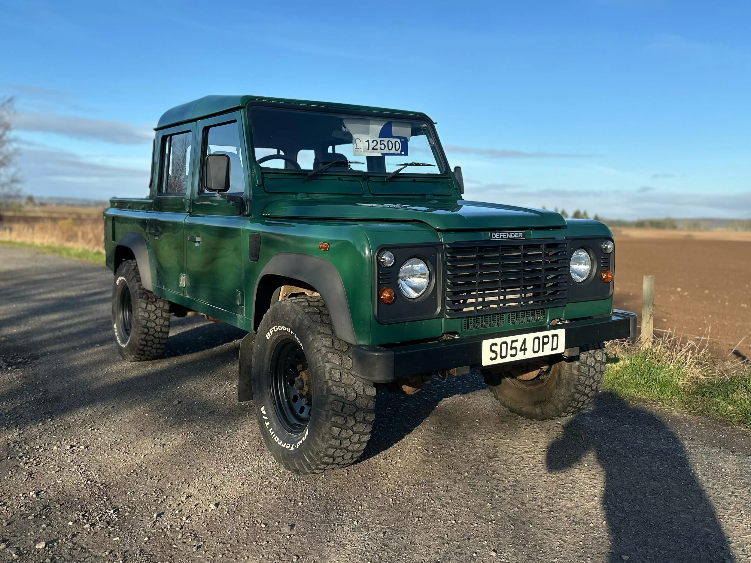 3 Land Rover Defender Double Cab Pickup.jpeg