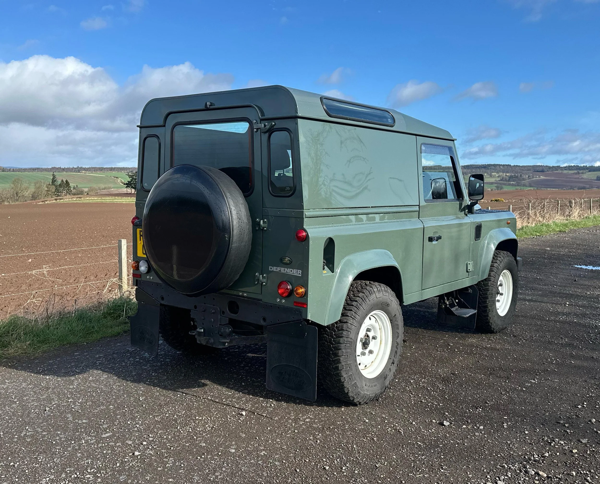 6 Land Rover Discovery 3 Dr29 (2).jpeg
