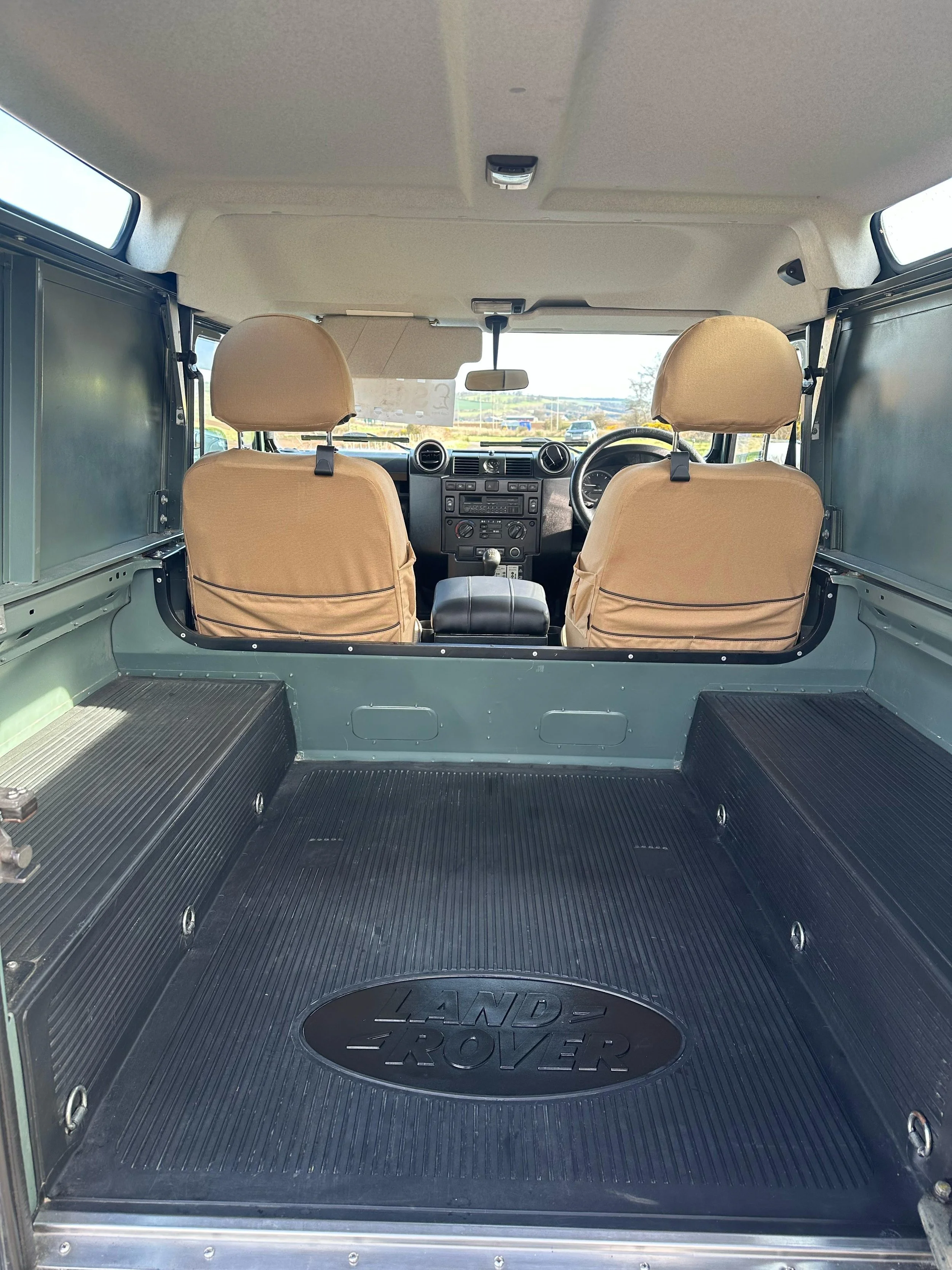 14 Land Rover Discovery 3 Dr29 (3).jpeg