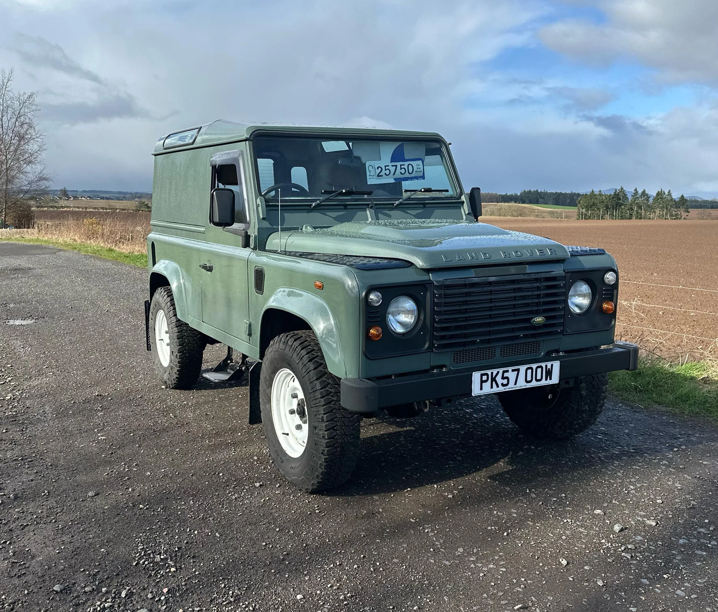 5 Land Rover Discovery 3 Dr28.jpeg